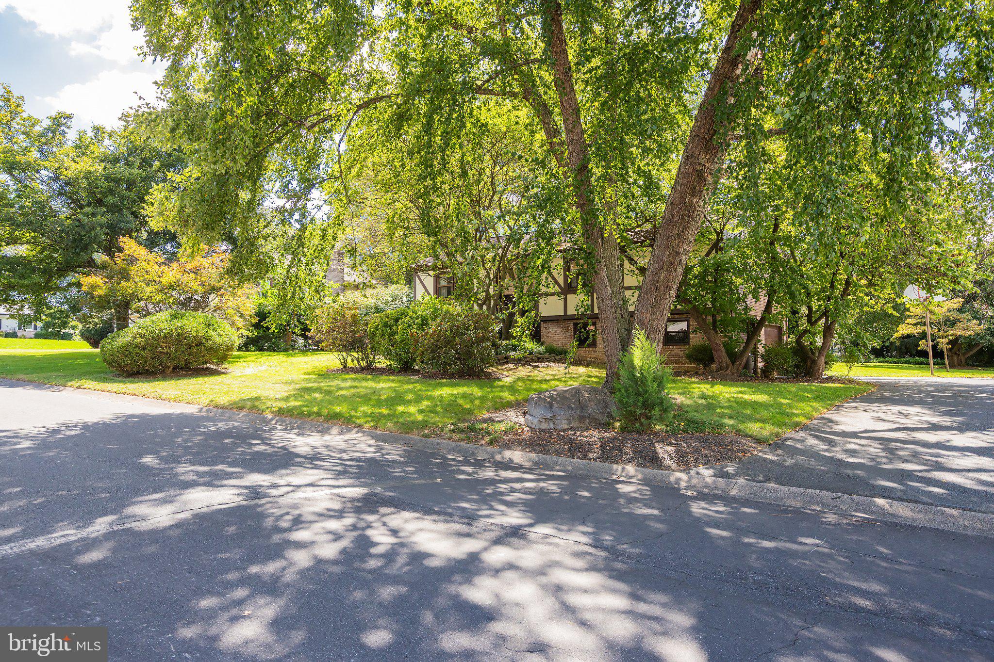 12 COUNTRY SIDE LANE