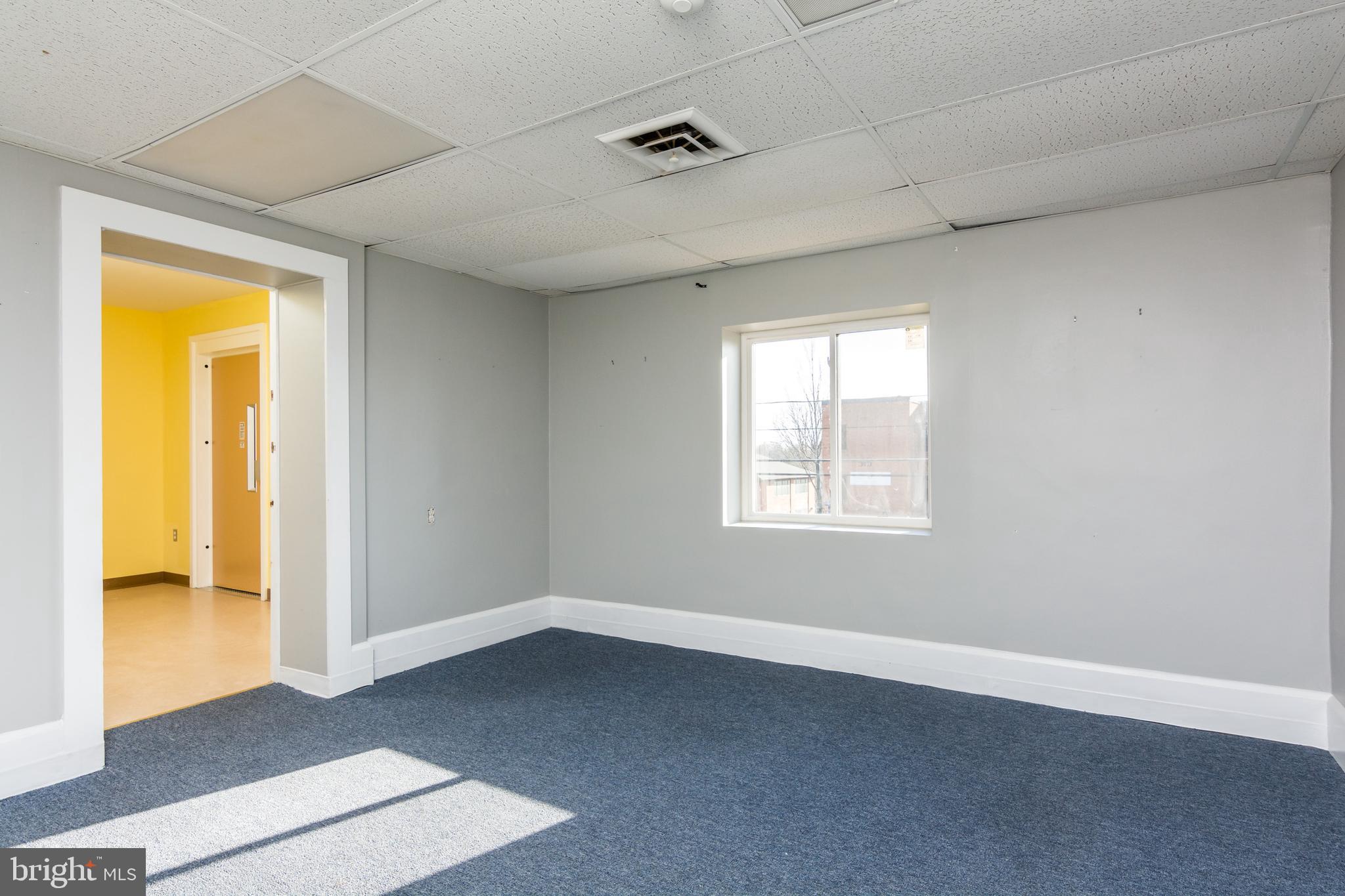 530 E JOPPA