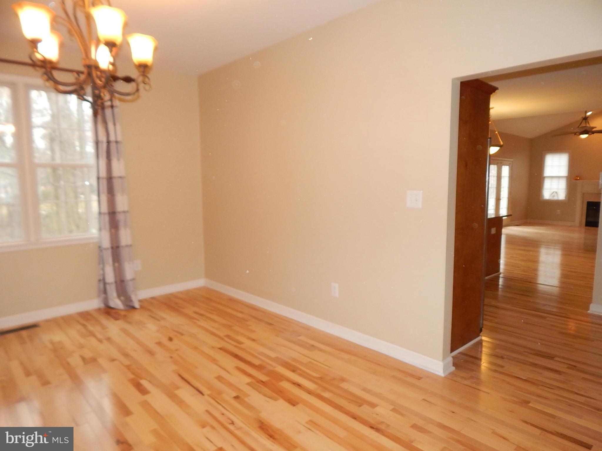 CEDAR WINDS FARM - Residential