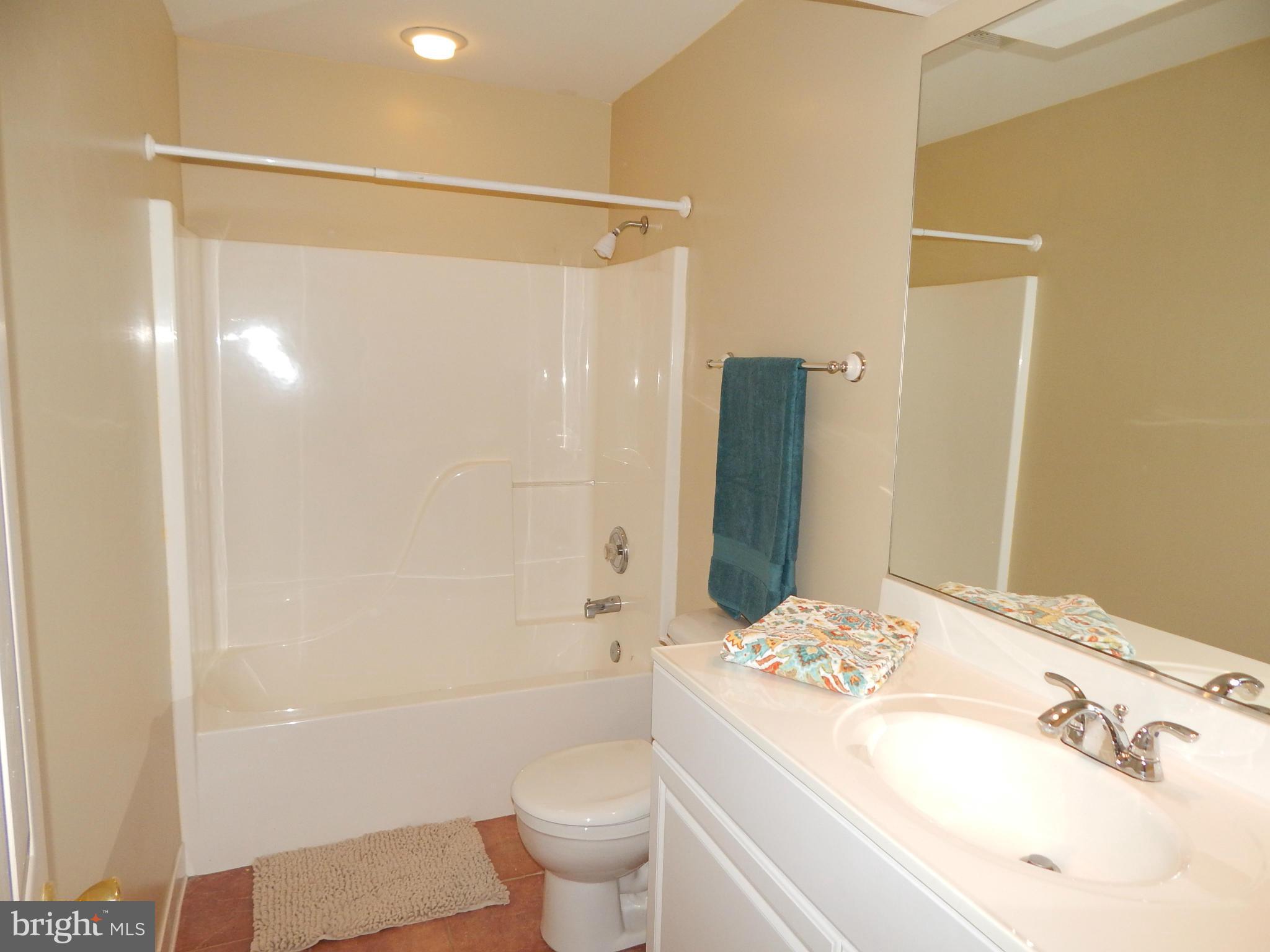 CEDAR WINDS FARM - Residential