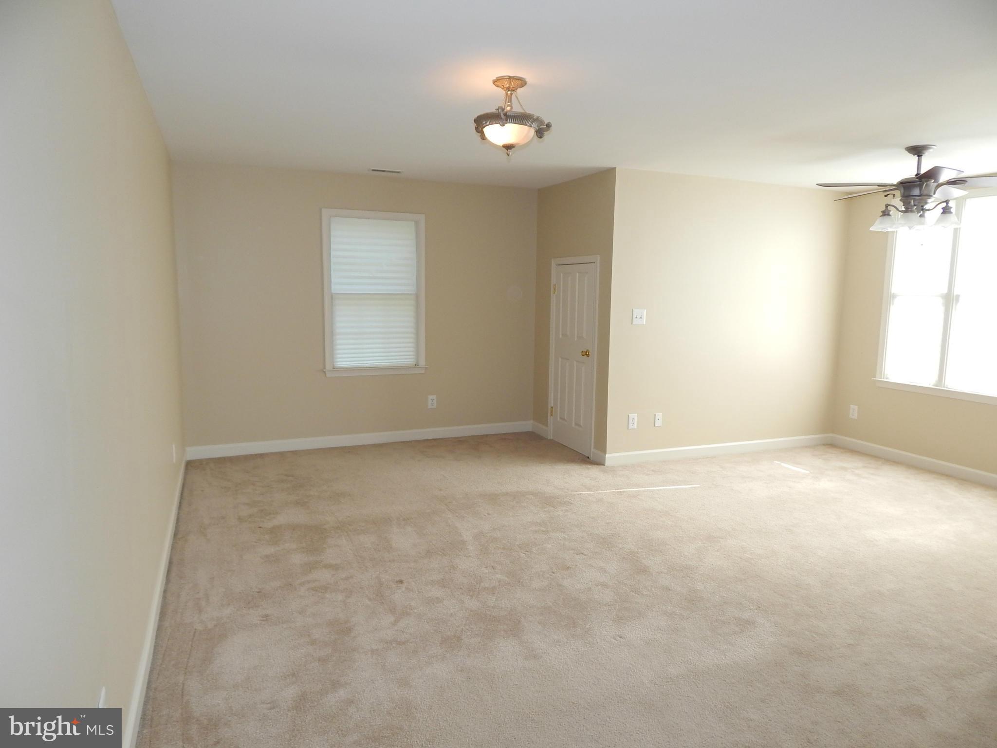 CEDAR WINDS FARM - Residential