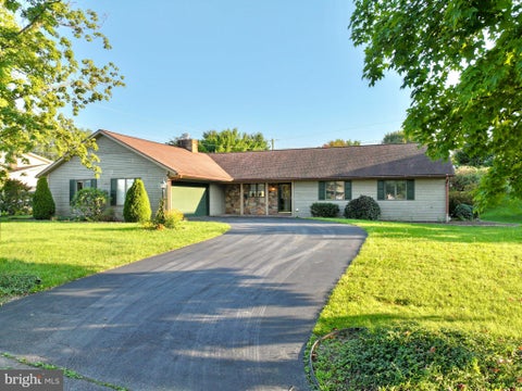 Homes For Sale - 106 Aberdeen Road<br/> WILLIAMSPORT, PA 17701