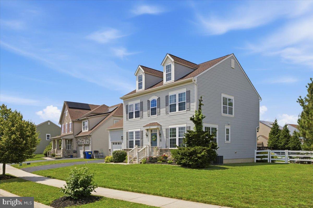 331 PLATO PLACE