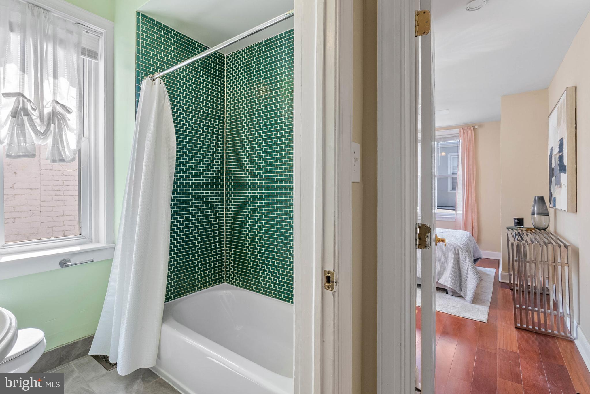 GRADUATE HOSPITAL - Residential