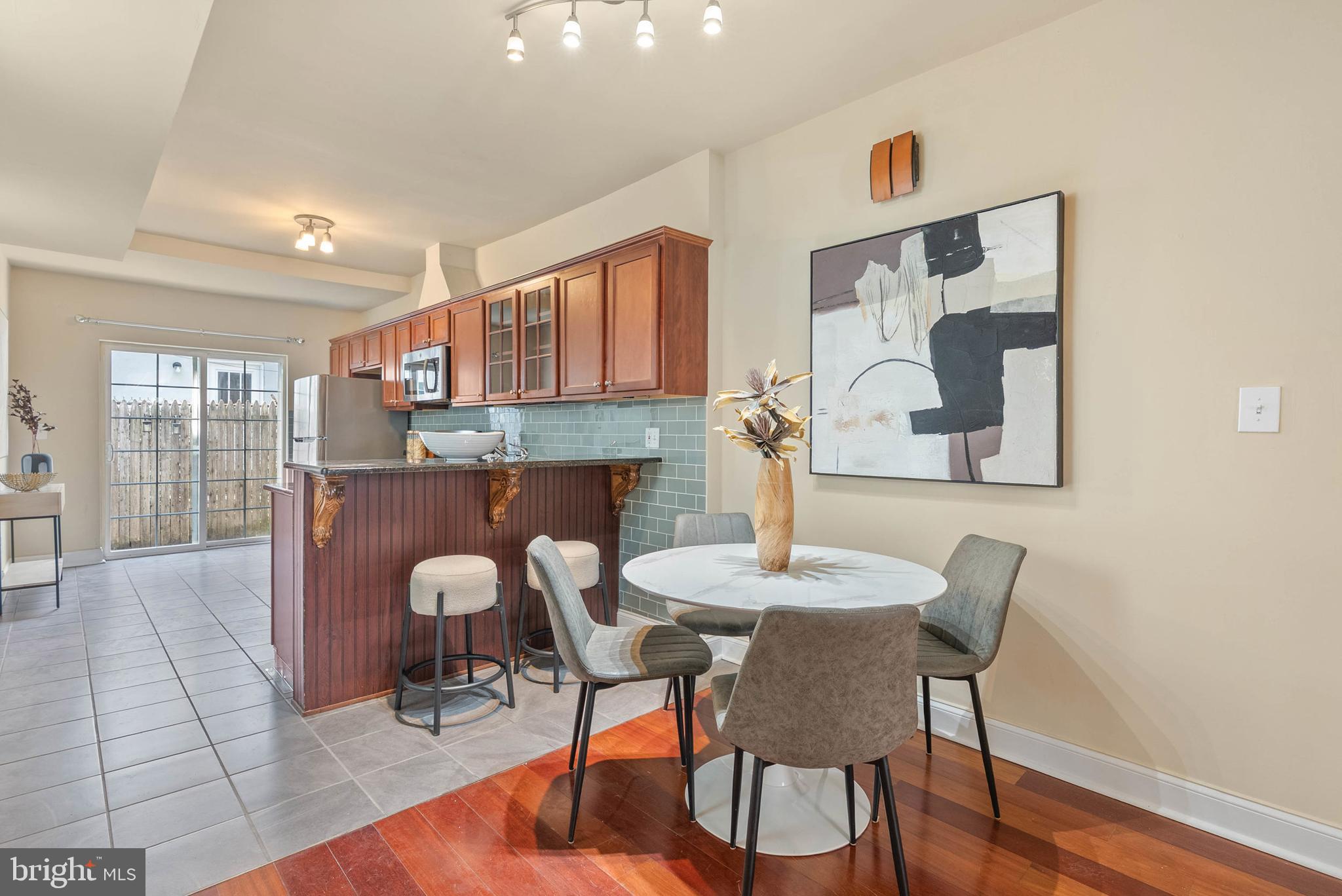 GRADUATE HOSPITAL - Residential