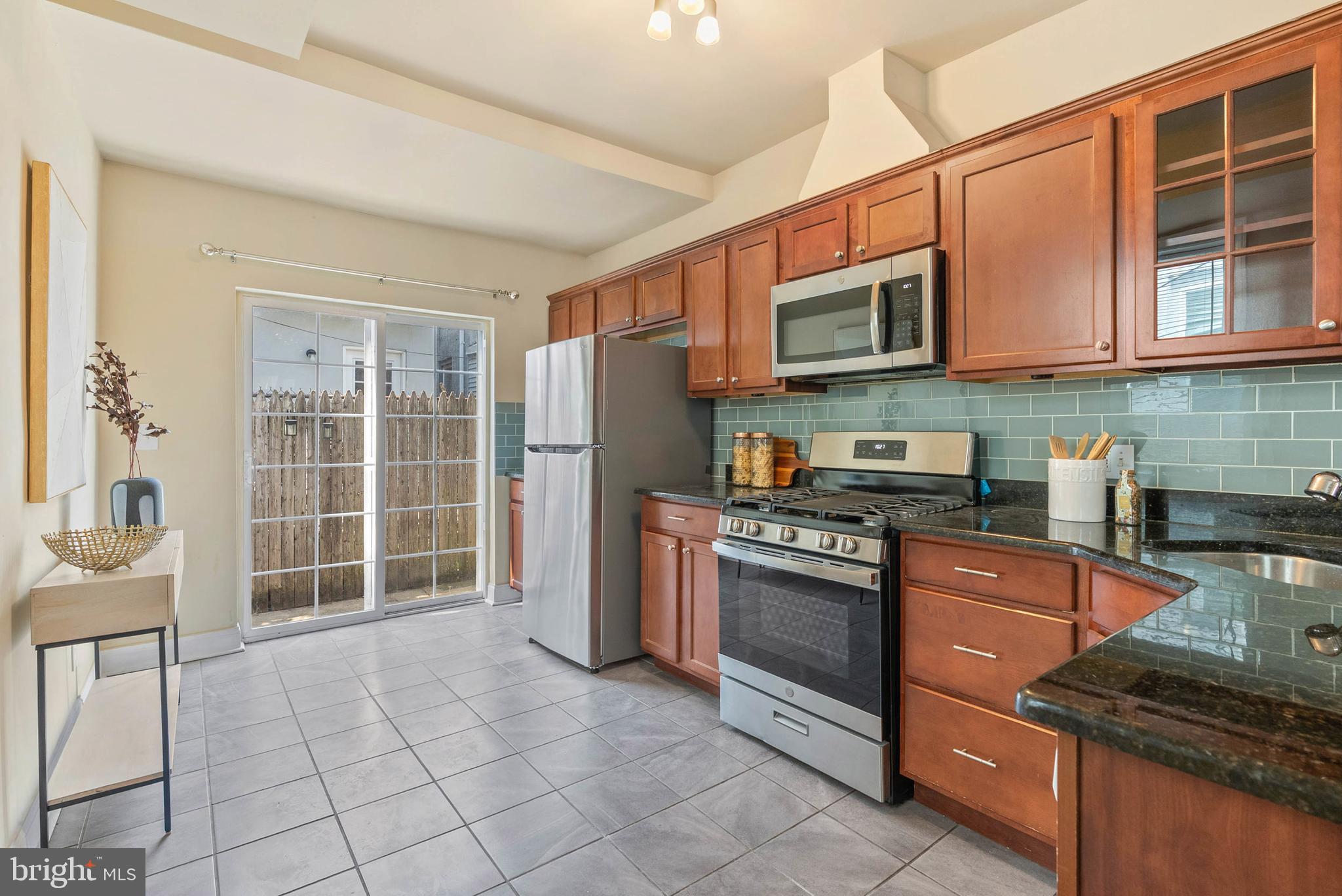 GRADUATE HOSPITAL - Residential