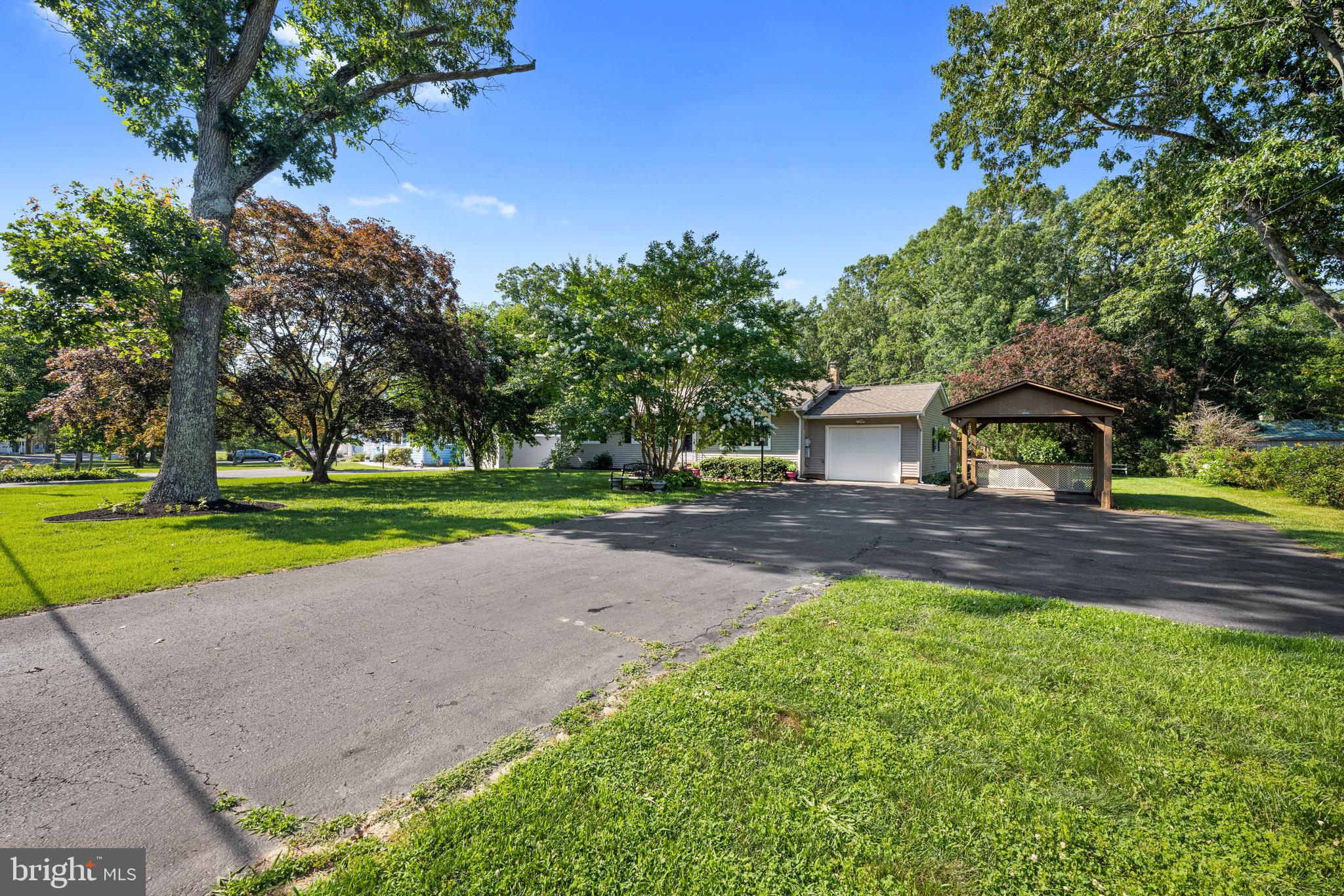 384 WILLOW GROVE ROAD