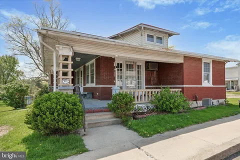 519 Elm Street, Pottstown, PA MLS: PAMC2138262
