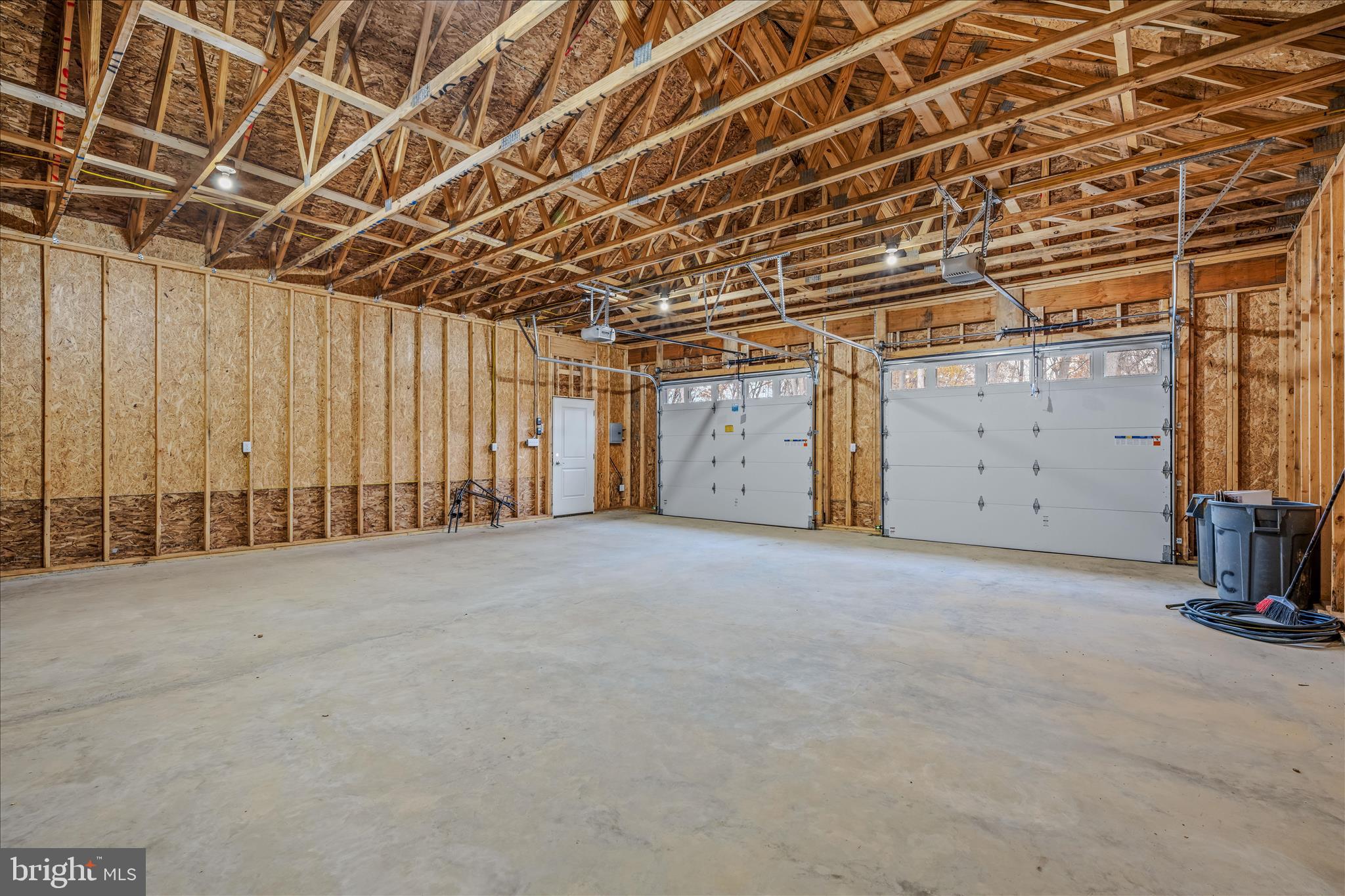 CROSSINGS ON THE POTOMAC - Residential