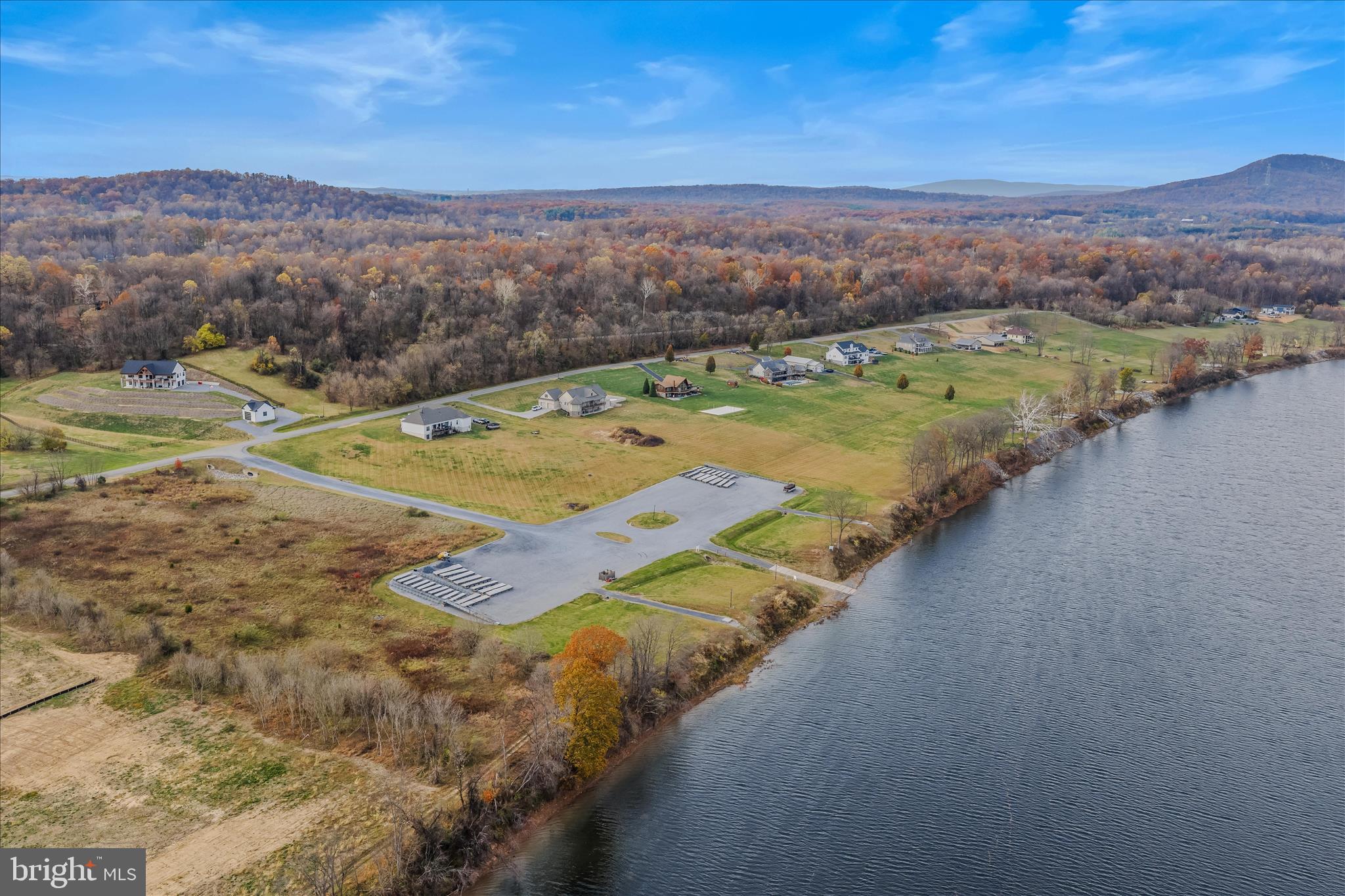 CROSSINGS ON THE POTOMAC - Residential
