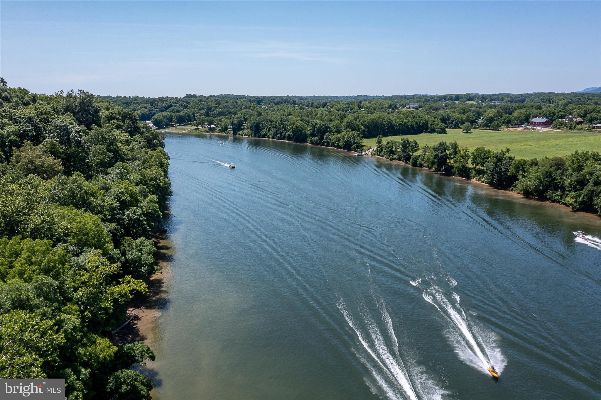CROSSINGS ON THE POTOMAC - Residential