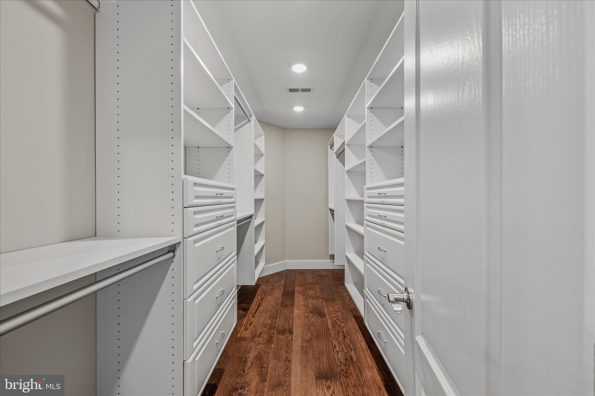 CROSSINGS ON THE POTOMAC - Residential