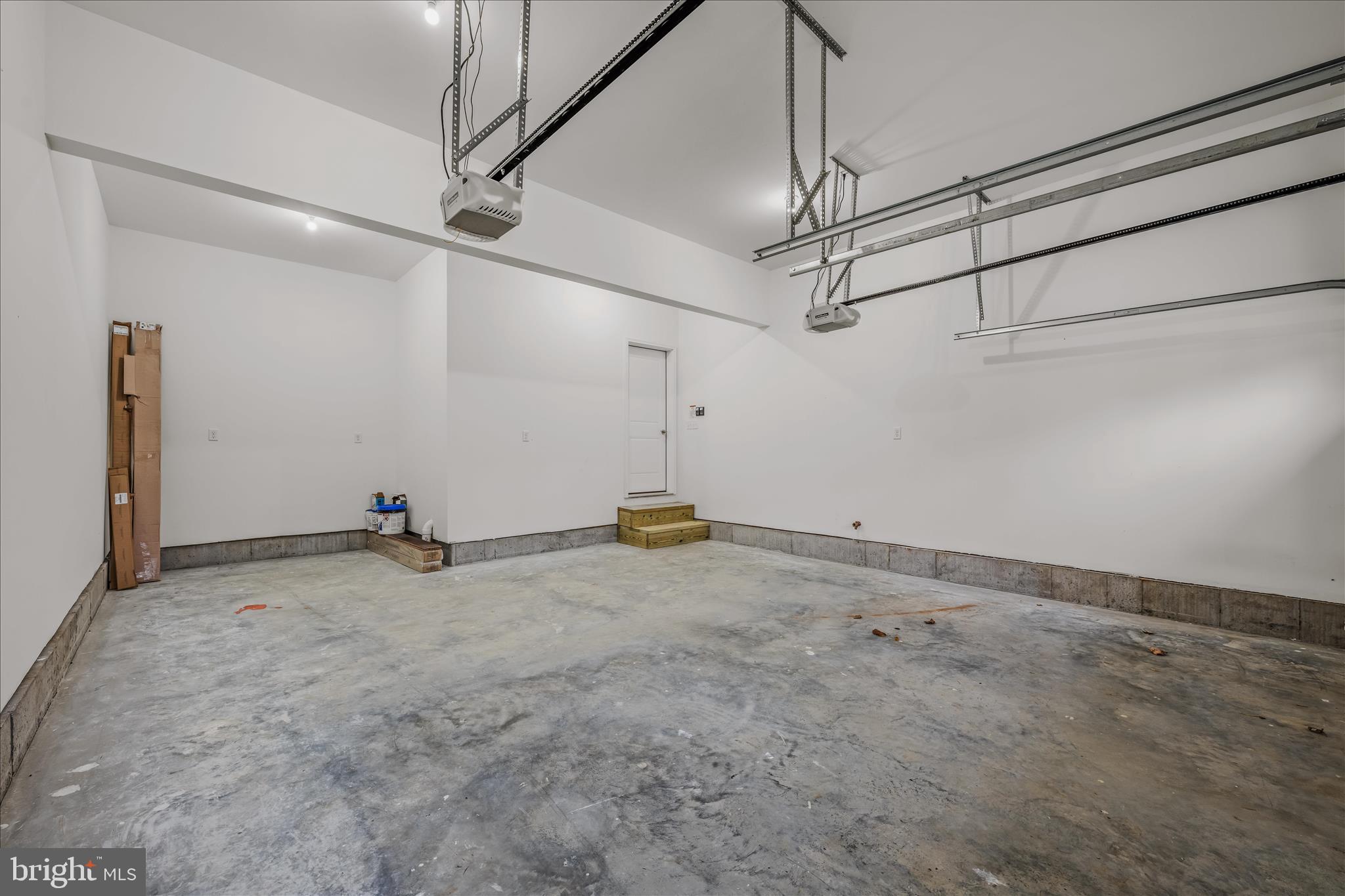 CROSSINGS ON THE POTOMAC - Residential