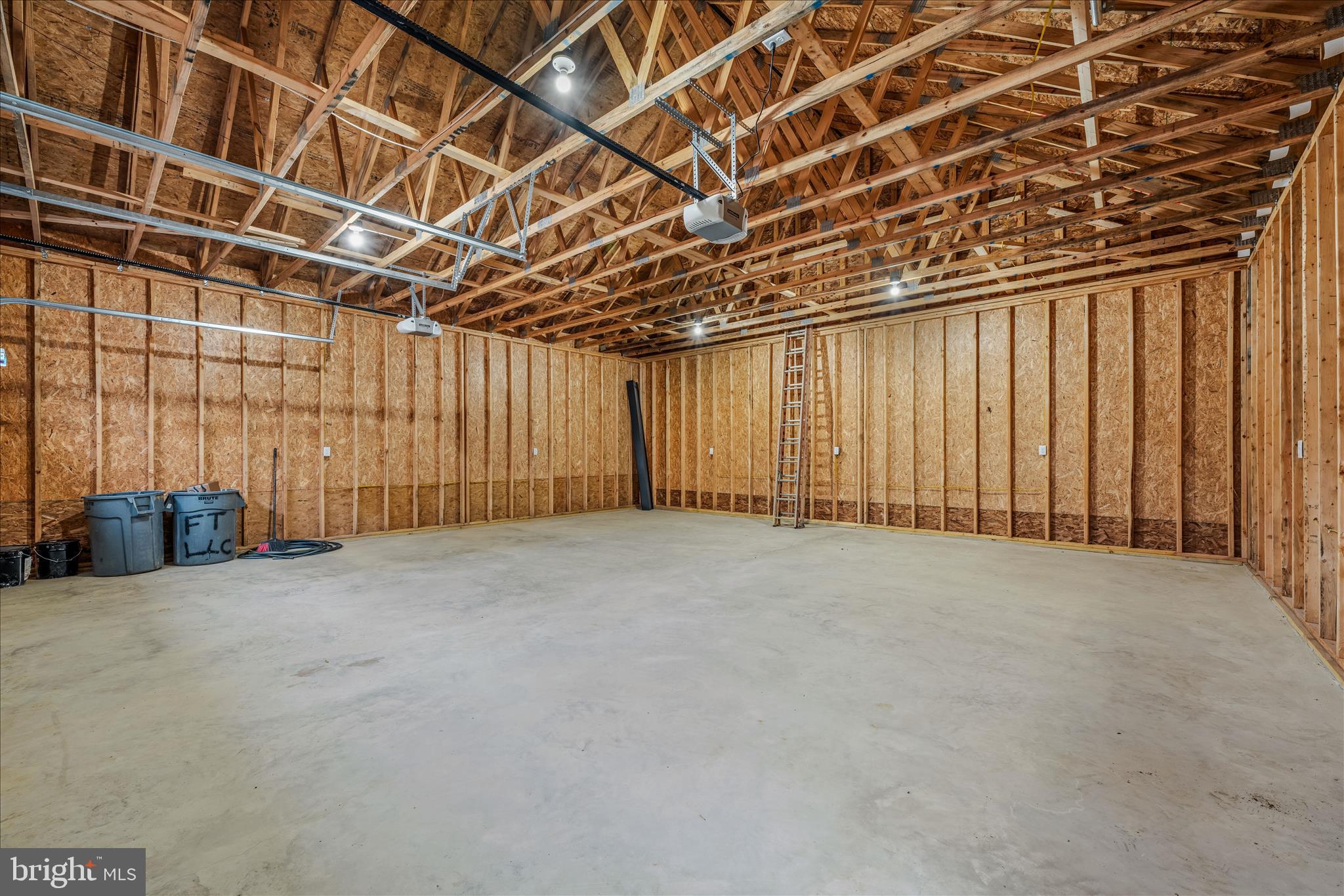 CROSSINGS ON THE POTOMAC - Residential