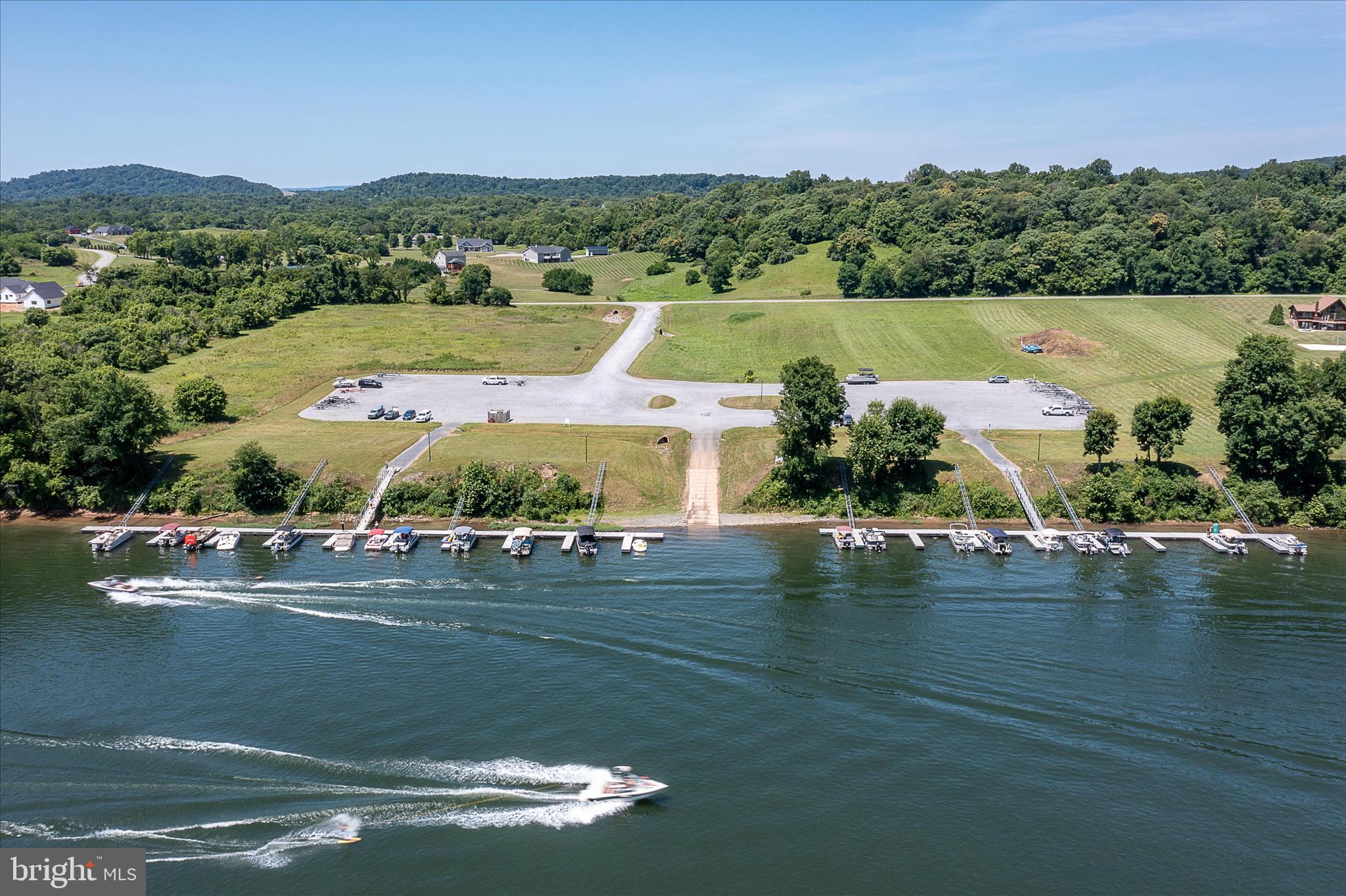 CROSSINGS ON THE POTOMAC - Residential