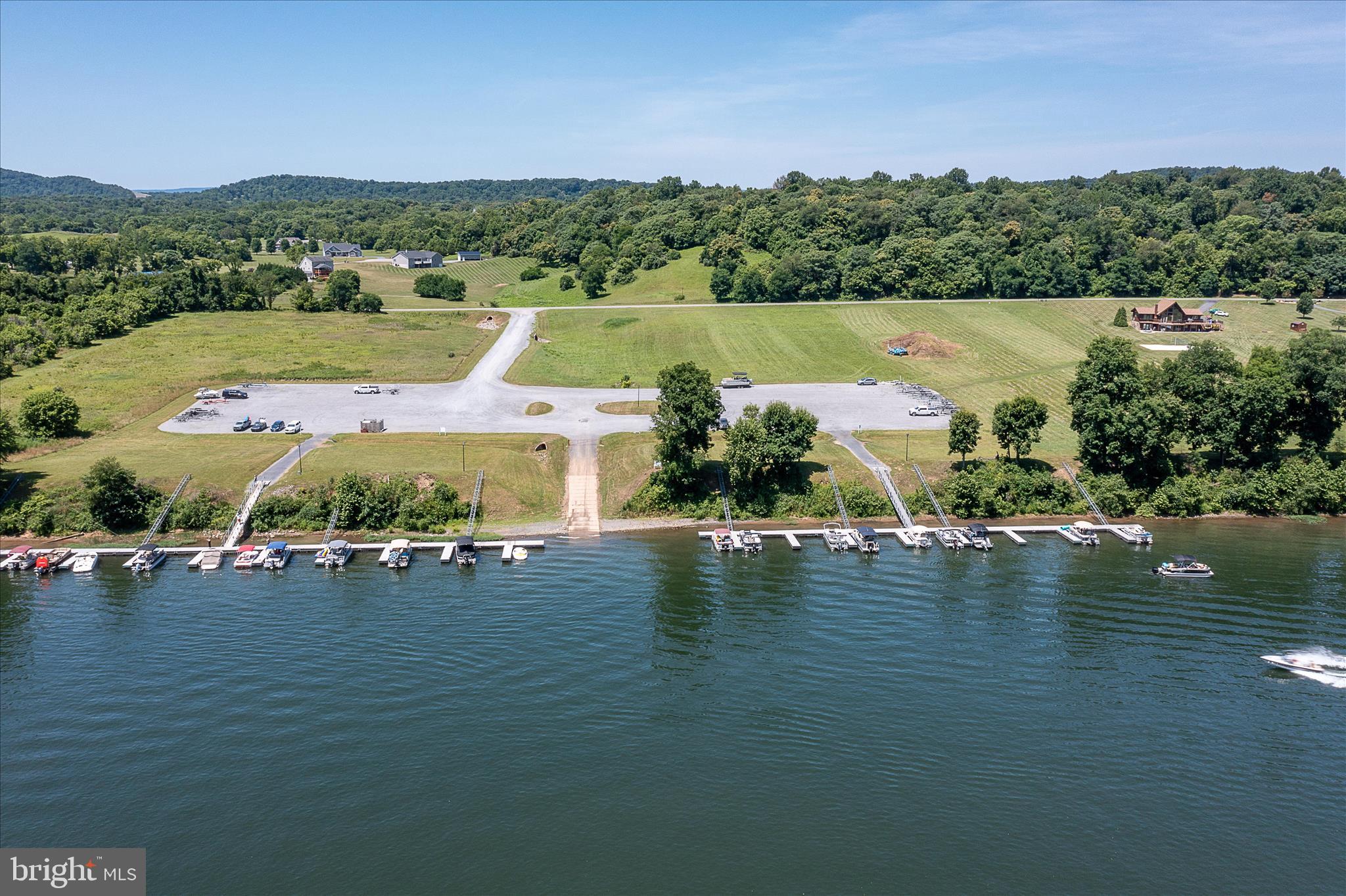 CROSSINGS ON THE POTOMAC - Residential