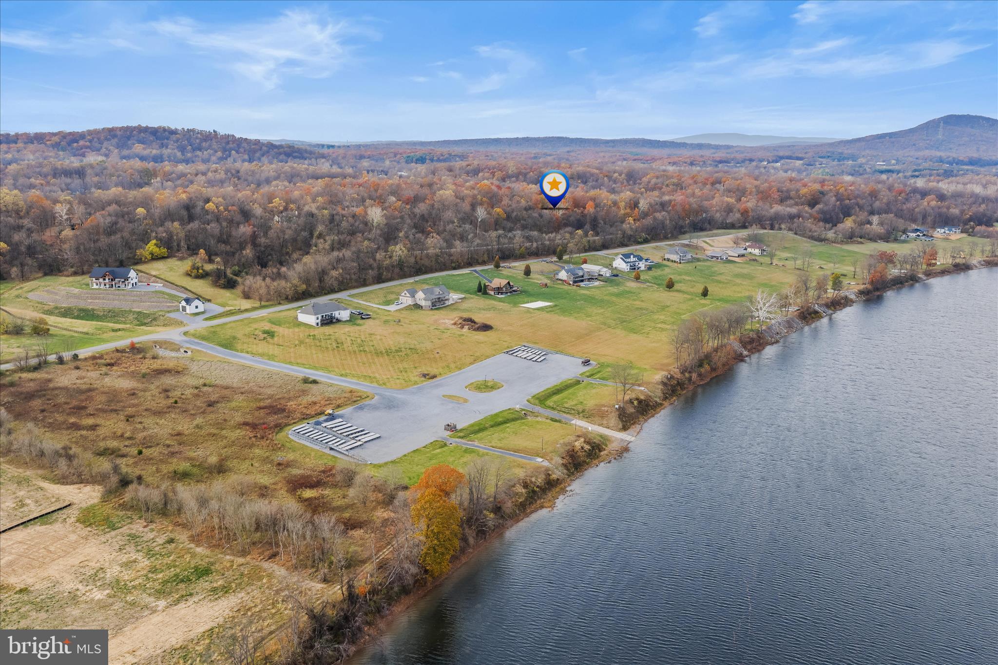 CROSSINGS ON THE POTOMAC - Residential