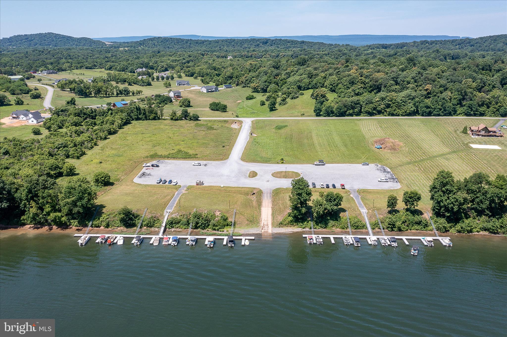 CROSSINGS ON THE POTOMAC - Residential
