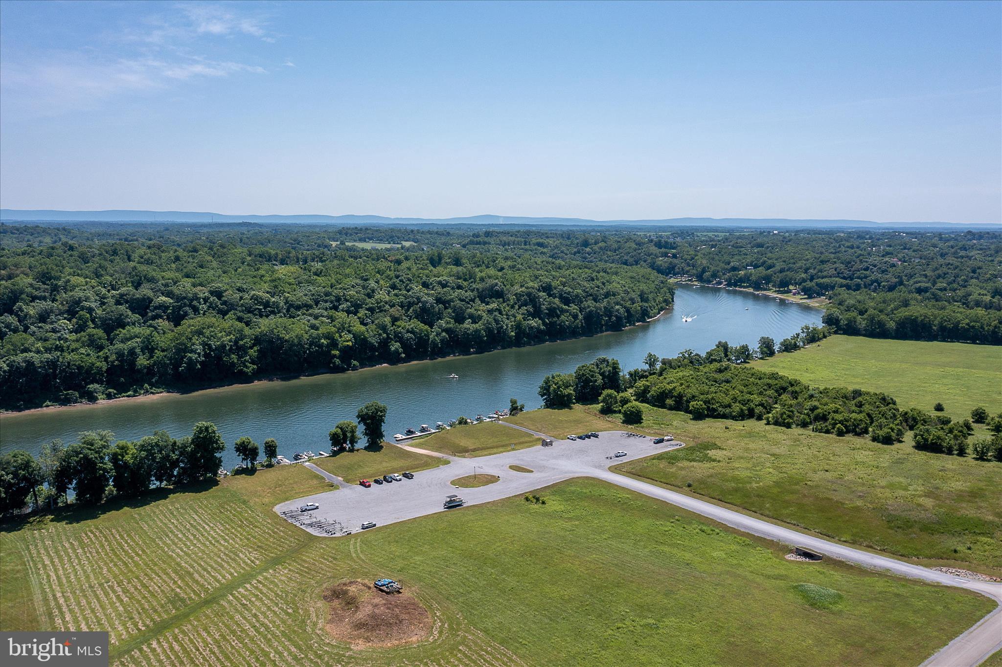CROSSINGS ON THE POTOMAC - Residential