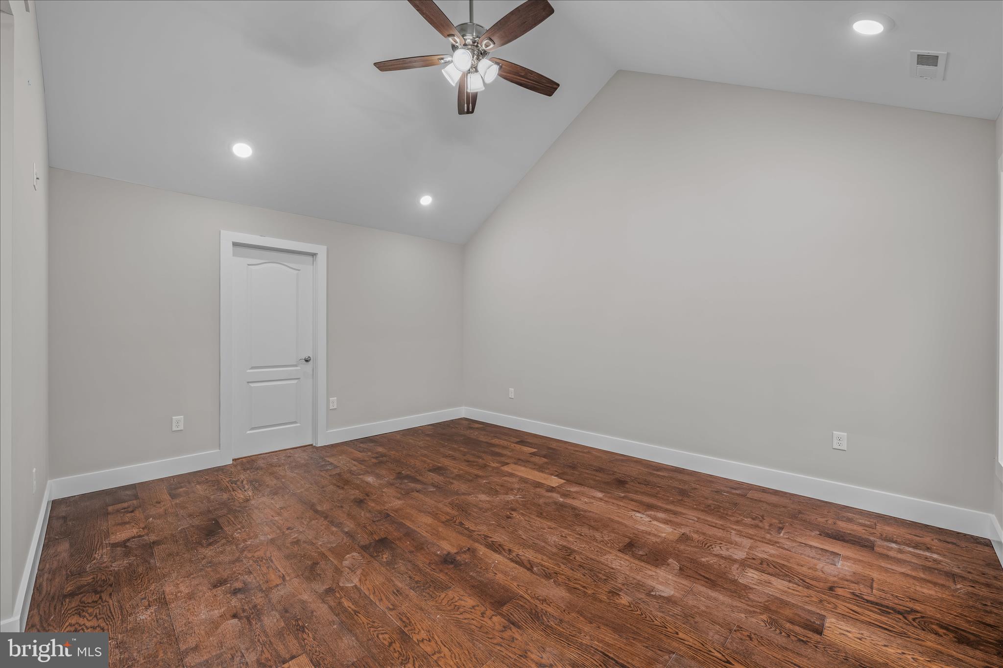 CROSSINGS ON THE POTOMAC - Residential