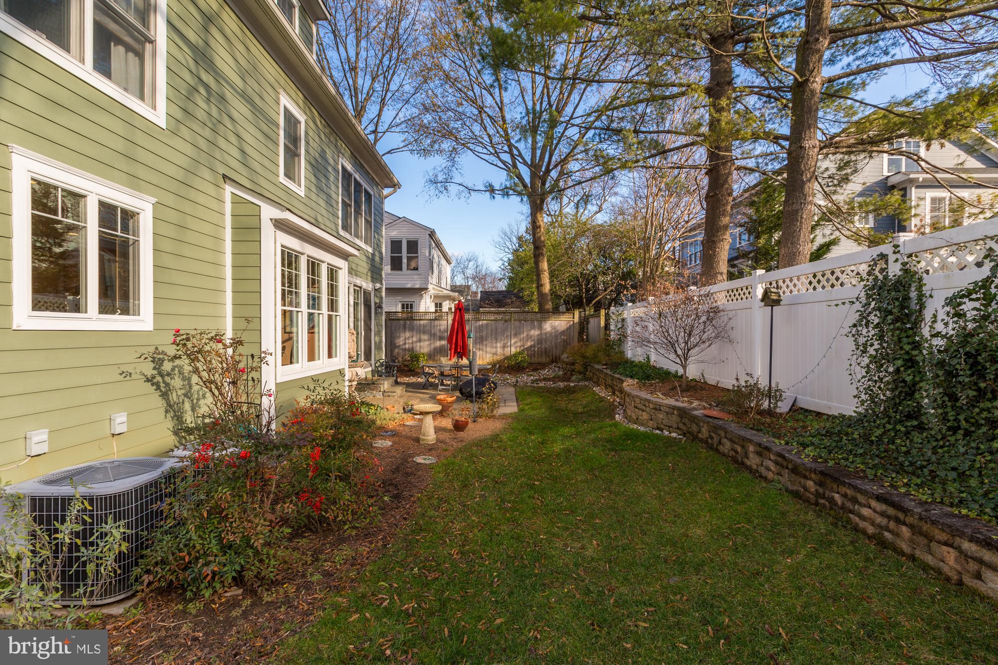 WEST CHEVY CHASE HEIGHTS - Residential