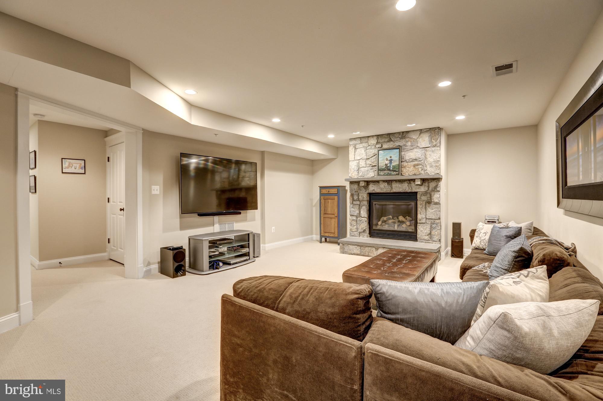 WEST CHEVY CHASE HEIGHTS - Residential