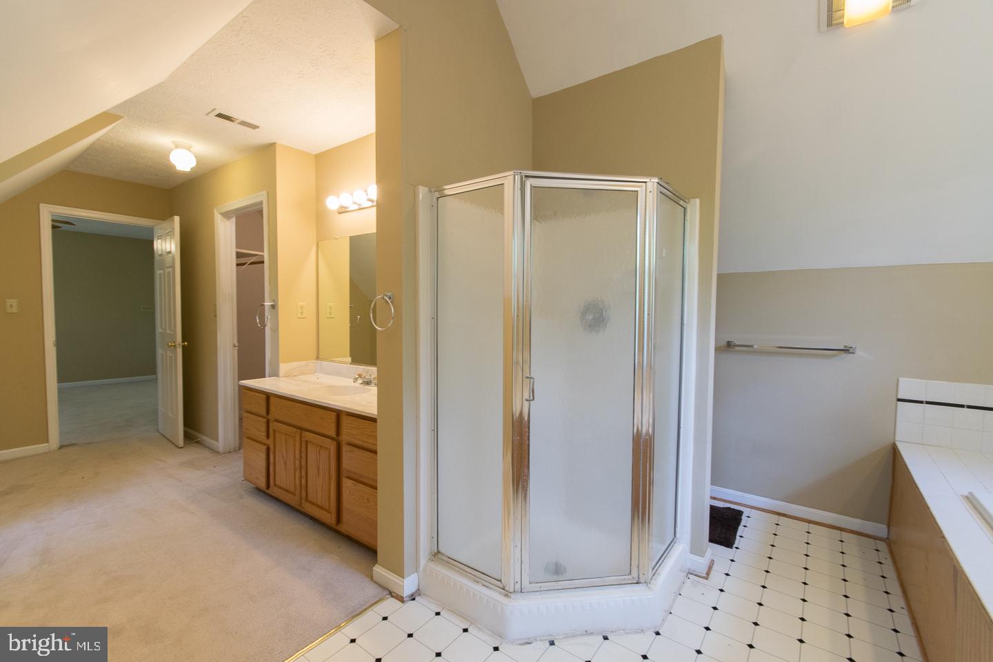 SHERIDANS MISS - Residential Lease