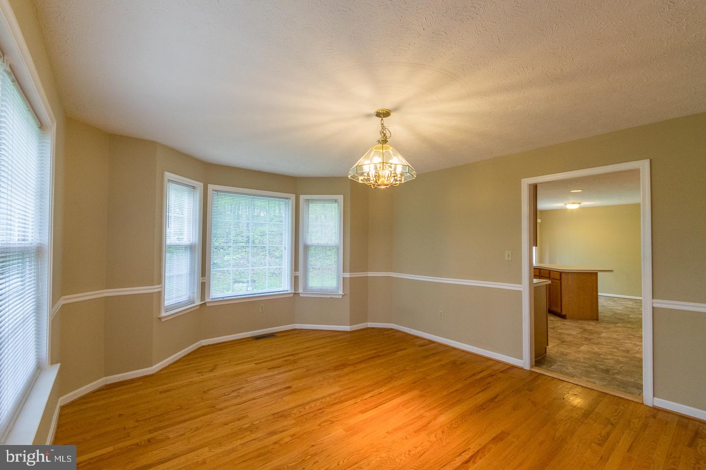 SHERIDANS MISS - Residential Lease