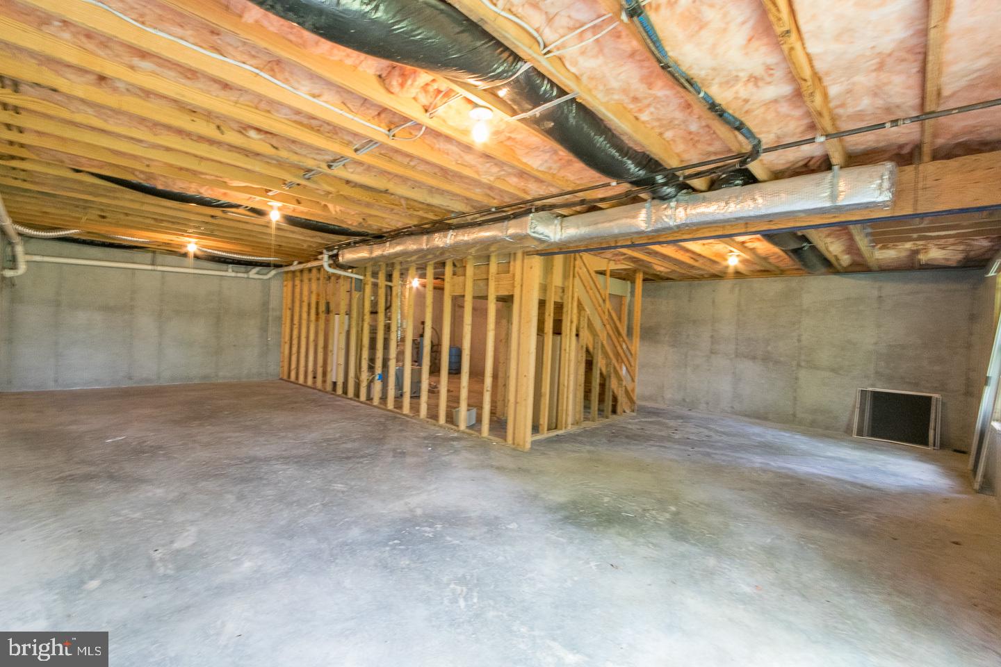 SHERIDANS MISS - Residential Lease