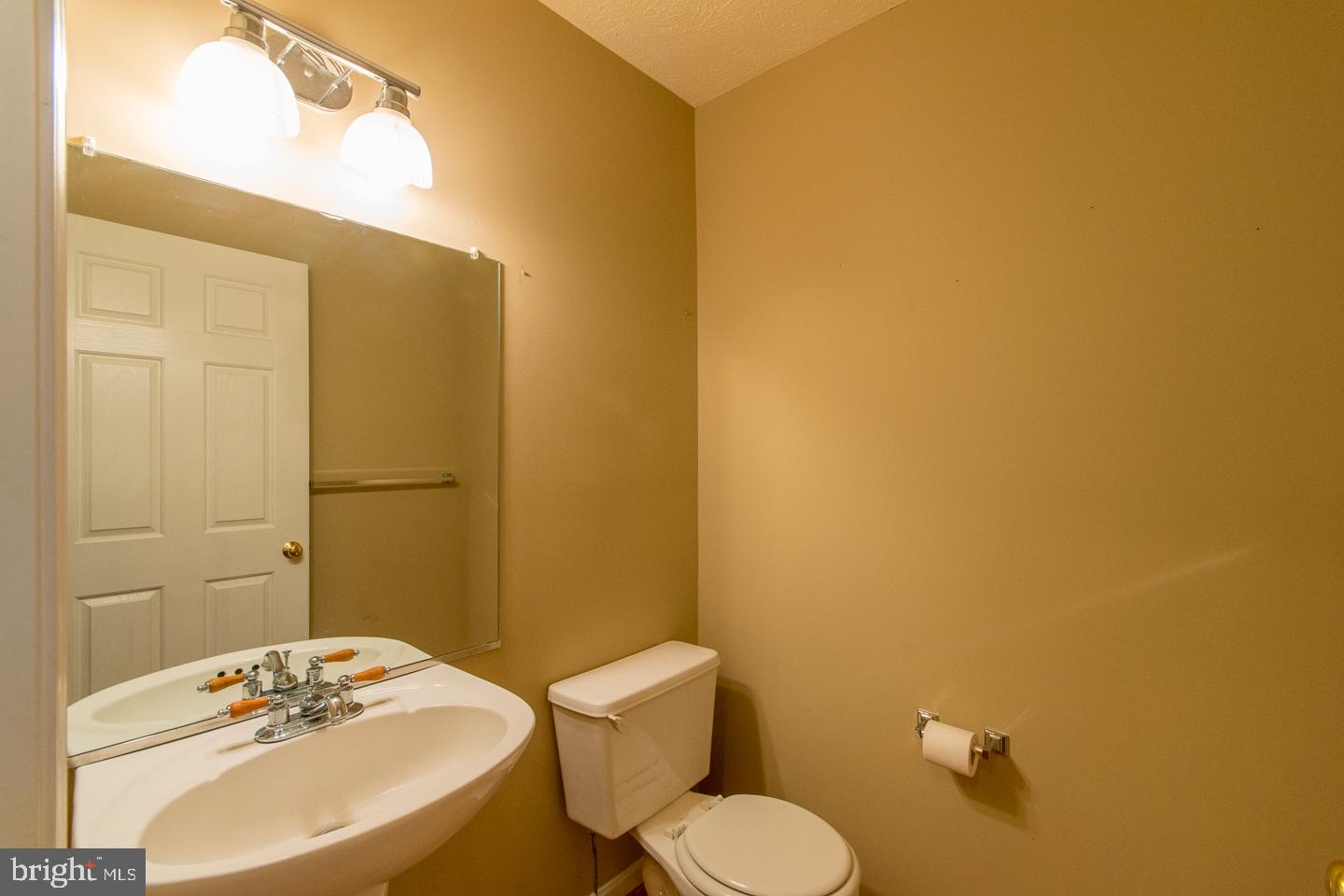 SHERIDANS MISS - Residential Lease