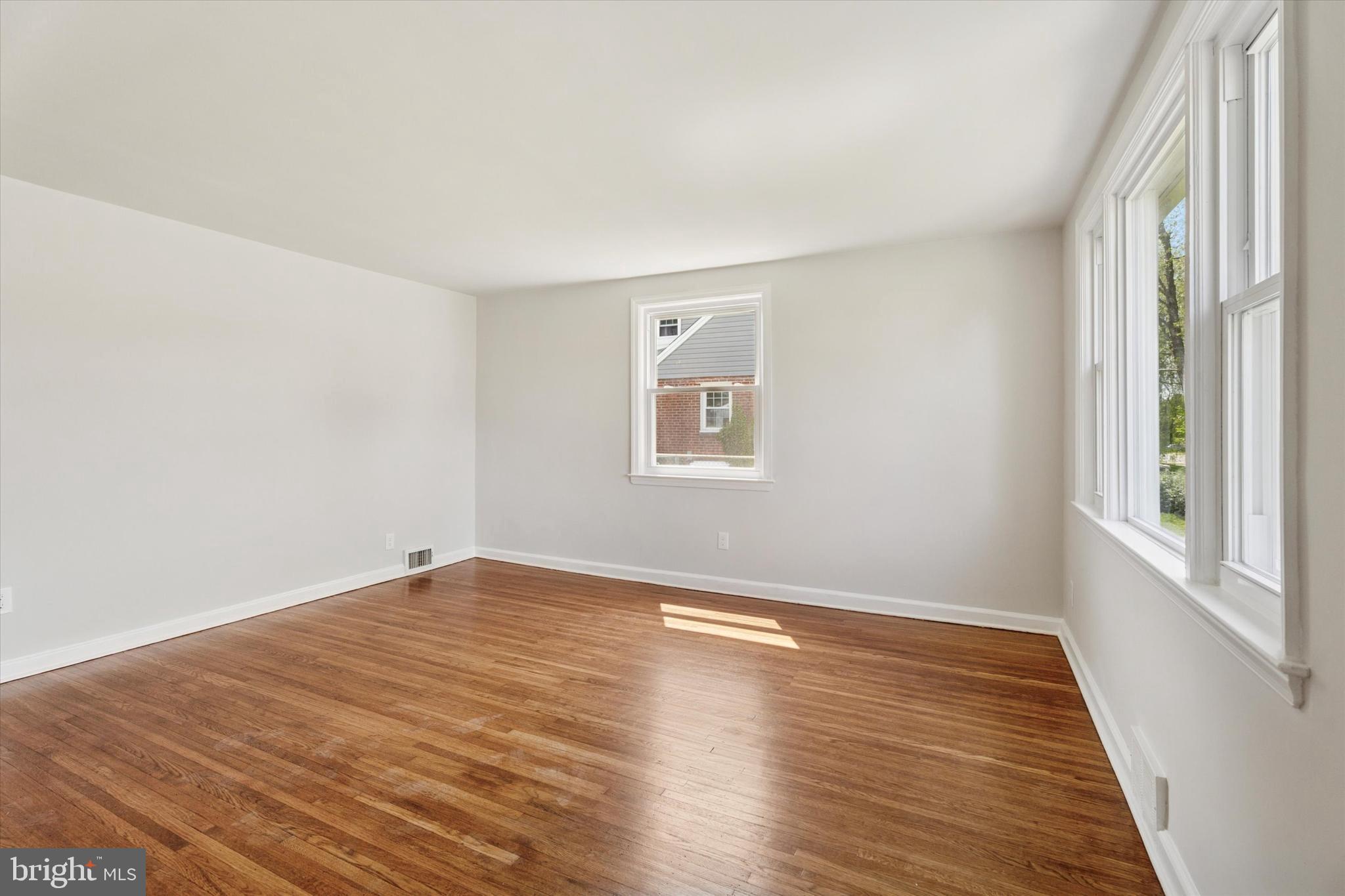 464 CLAREMONT ROAD
