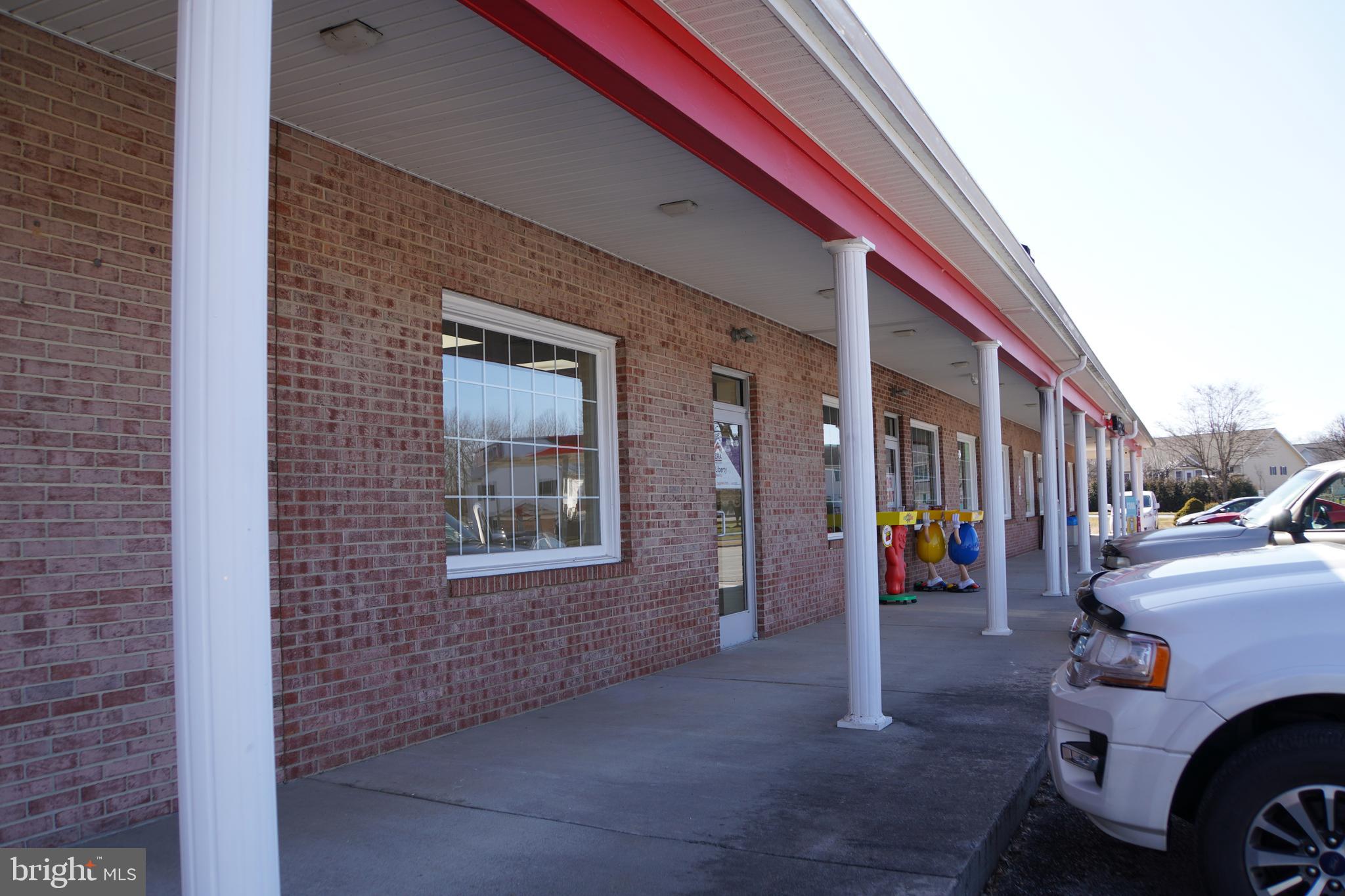 TUSCAWILLA HILLS - Commercial Lease