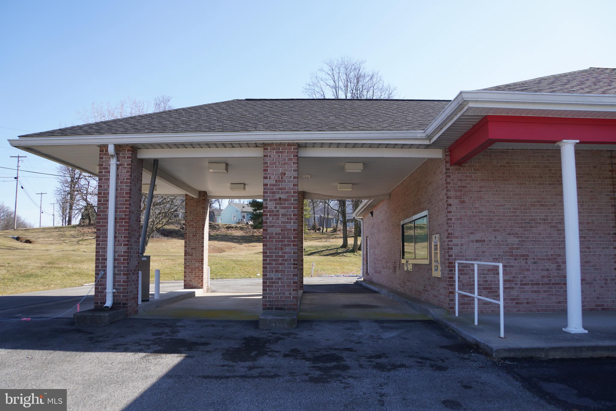 TUSCAWILLA HILLS - Commercial Lease