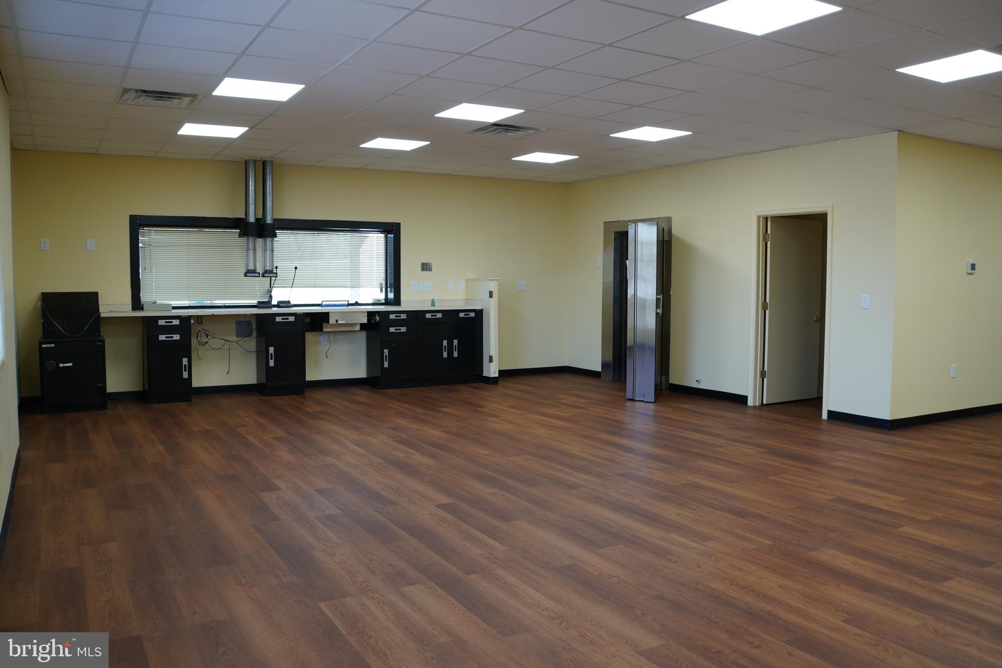 TUSCAWILLA HILLS - Commercial Lease