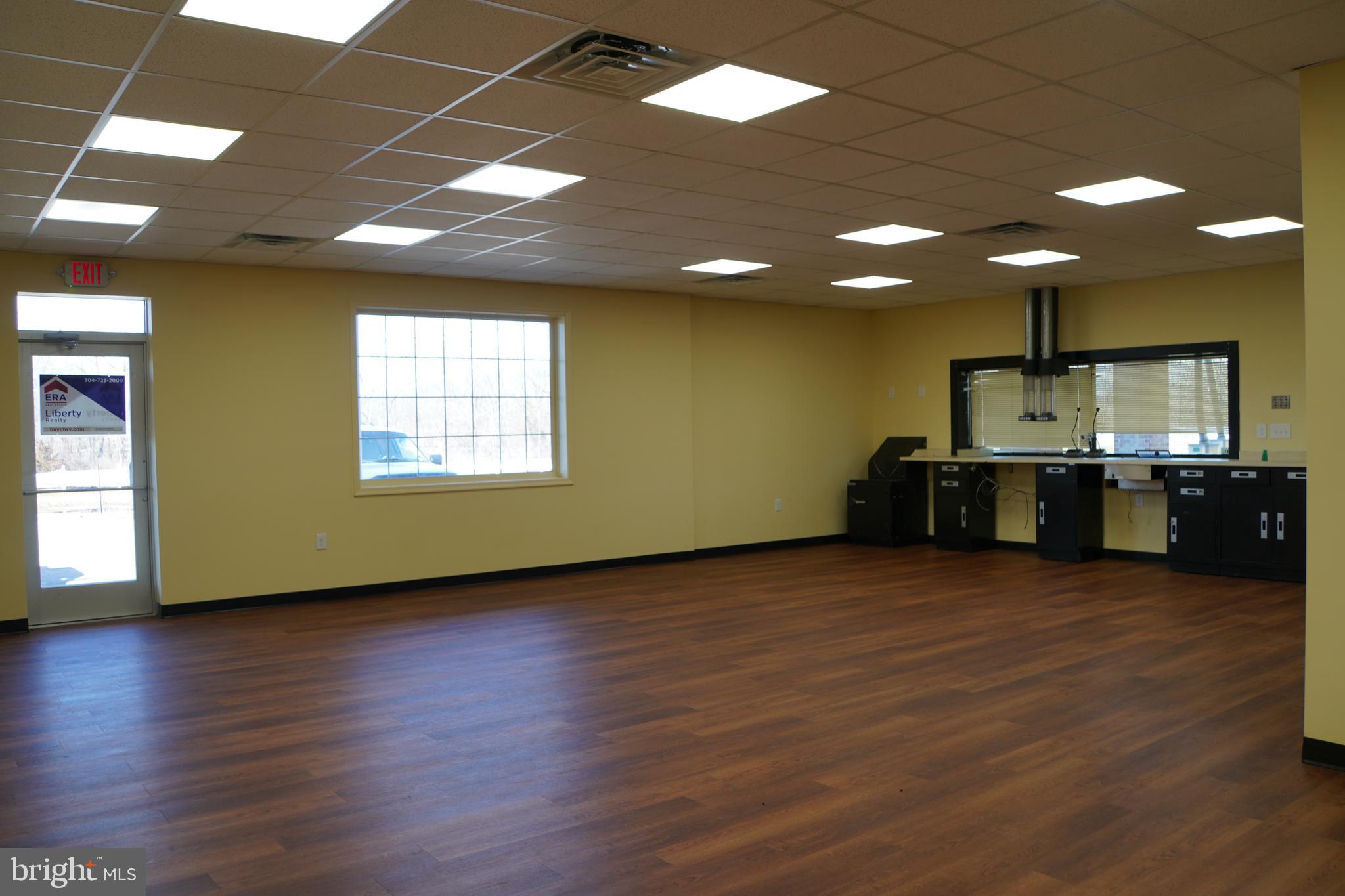 TUSCAWILLA HILLS - Commercial Lease