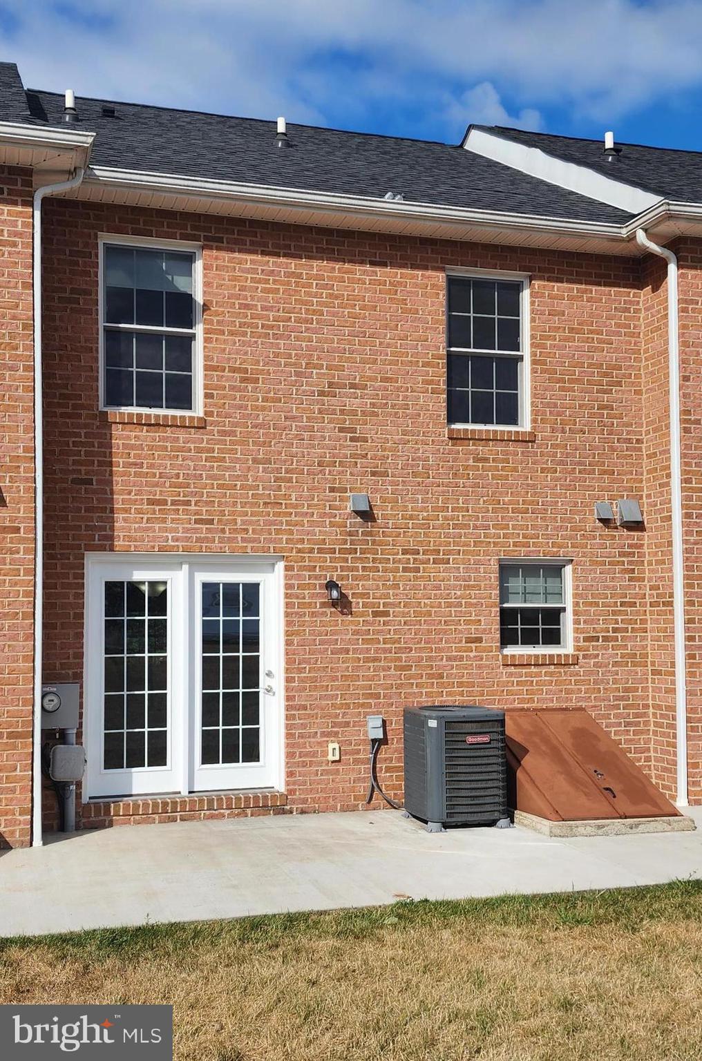 NONE AVAILABLE - Residential Lease