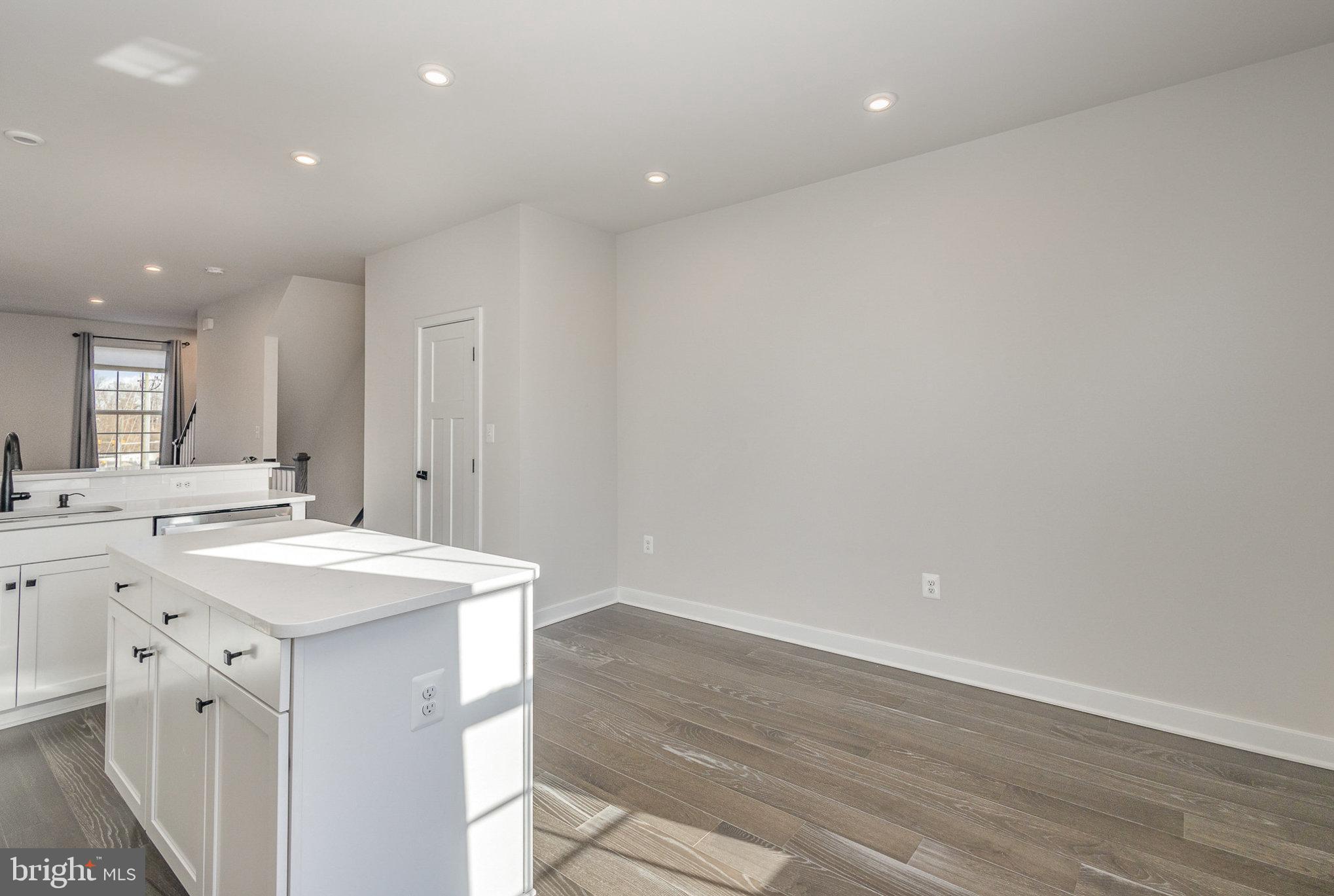 FREDERICKSBURG CITY - Residential Lease