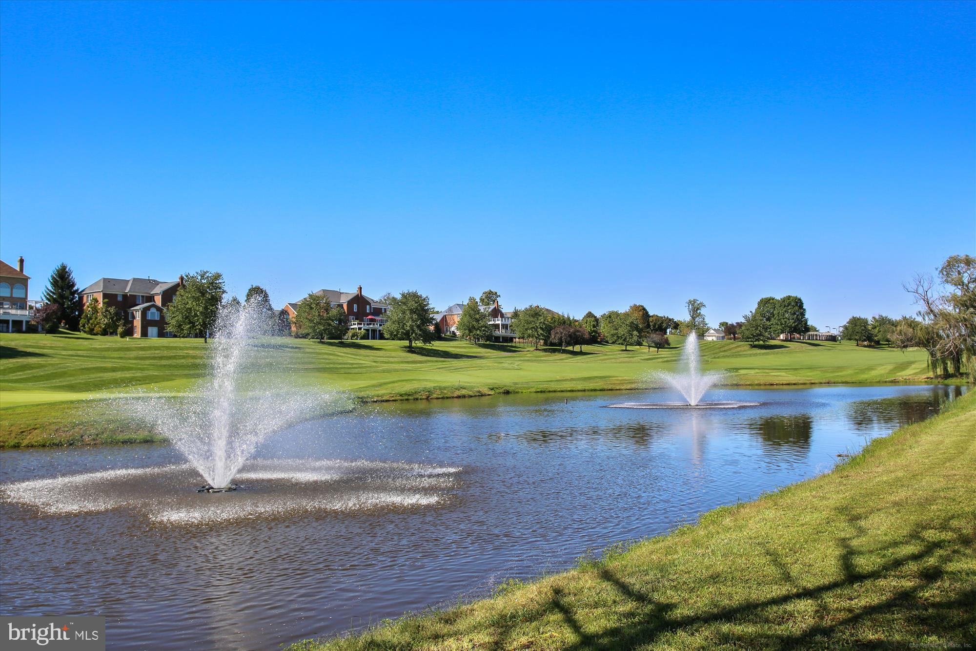BELMONT COUNTRY CLUB - Residential