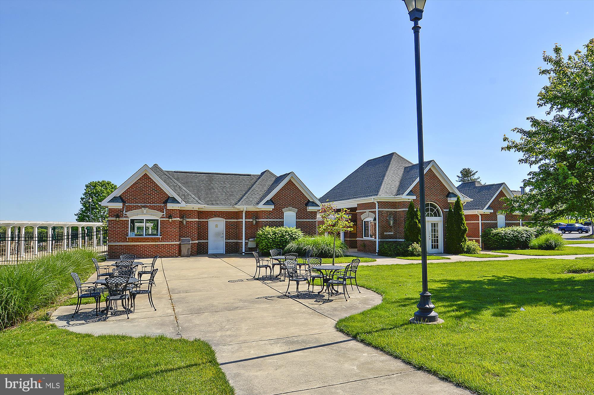 BELMONT COUNTRY CLUB - Residential