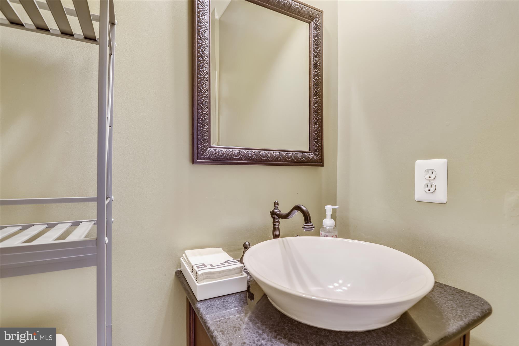 BELMONT COUNTRY CLUB - Residential