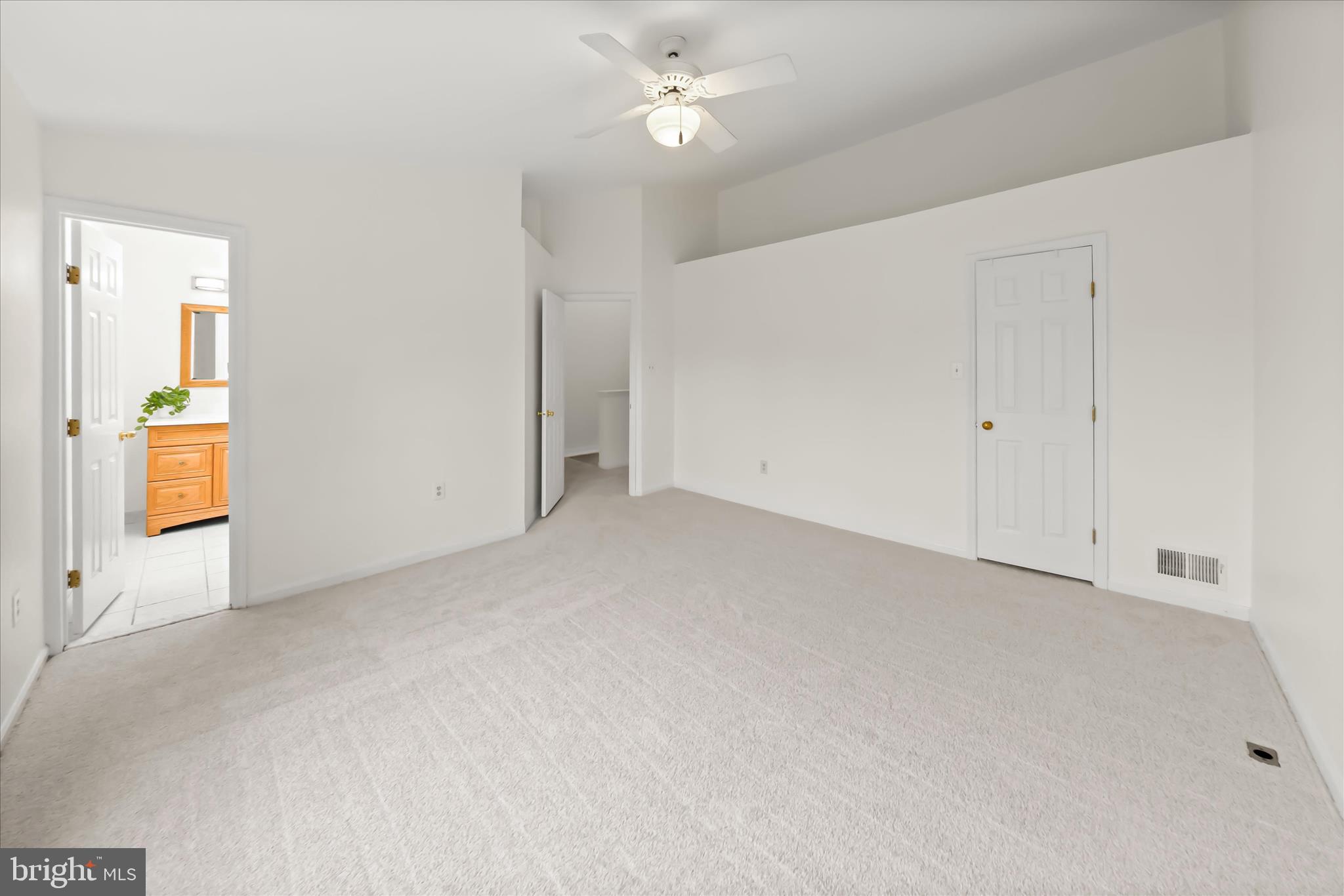 DORSEY HALL - Residential