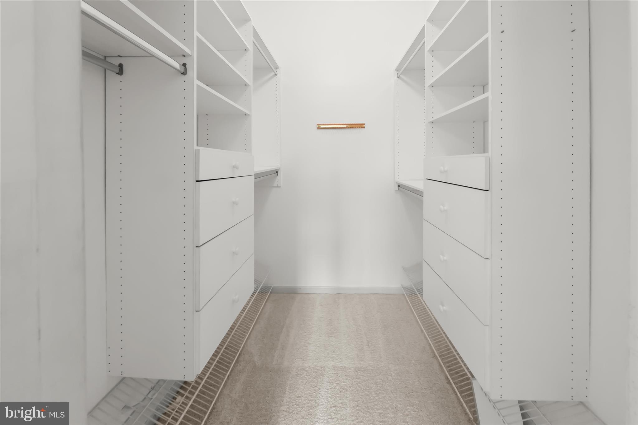 DORSEY HALL - Residential