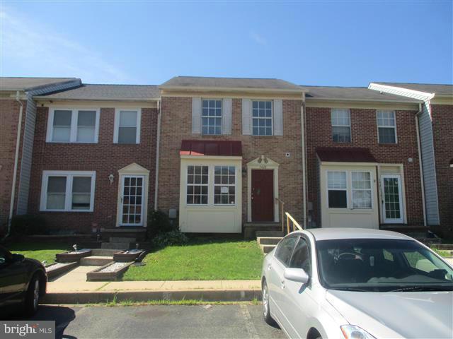 STONELEIGH SQUARE - Residential