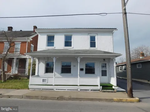 MLS: PAMF2052940