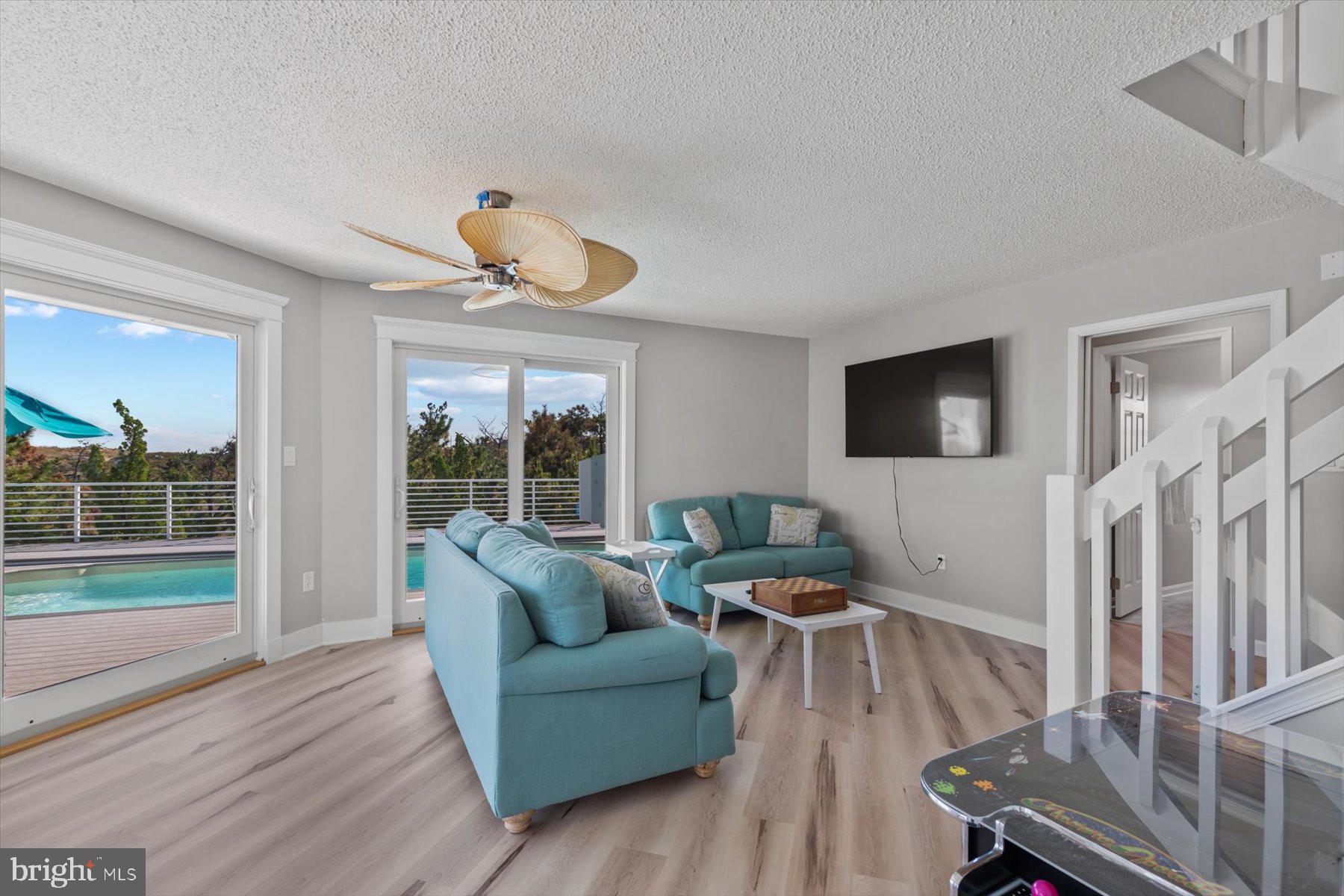 FENWICK ACRES - Residential