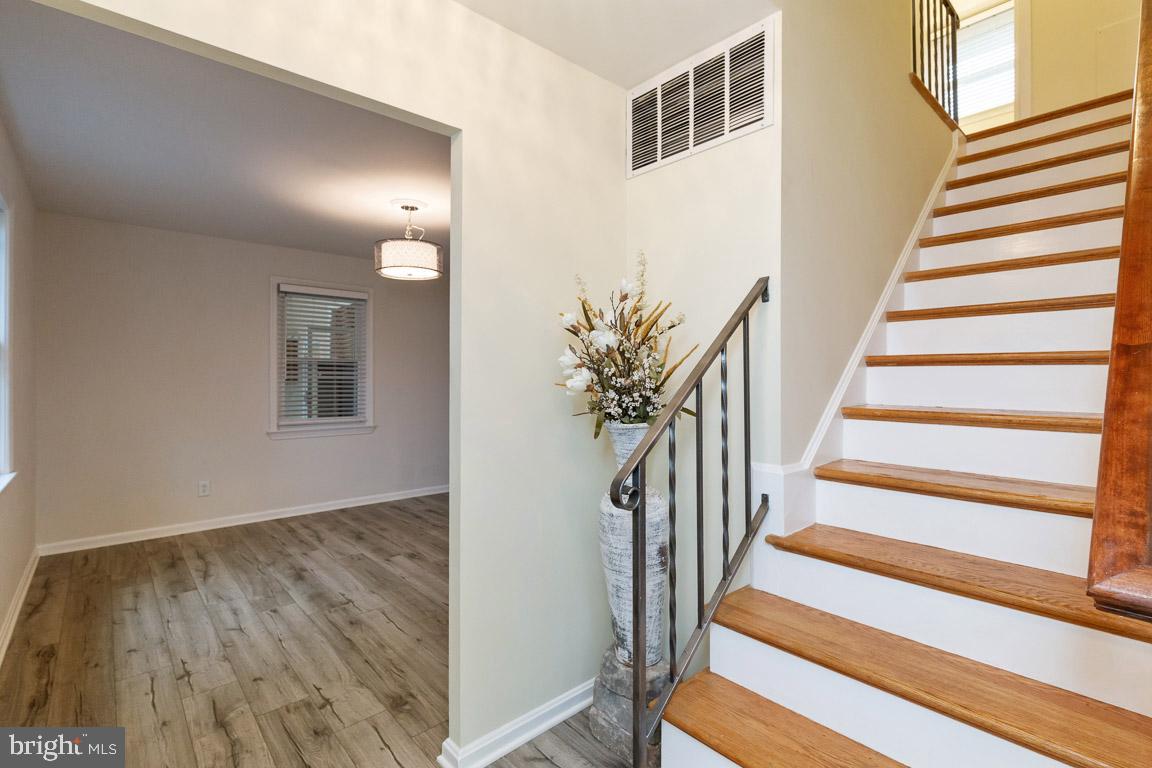 CEDAR CREST - Residential