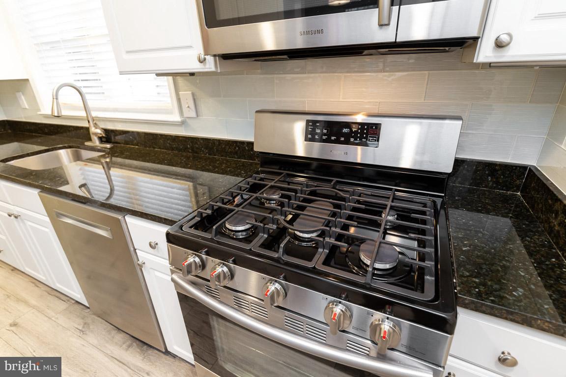 CEDAR CREST - Residential