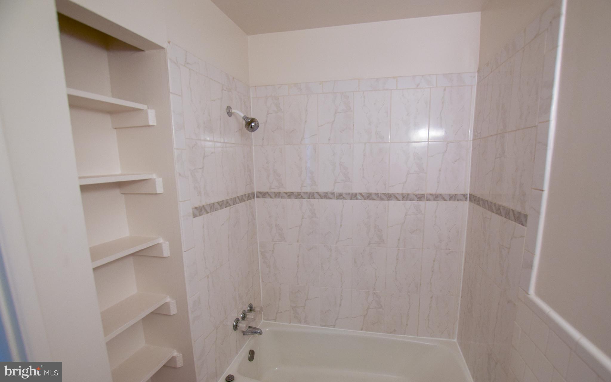 WESTBRIAR - Residential Lease