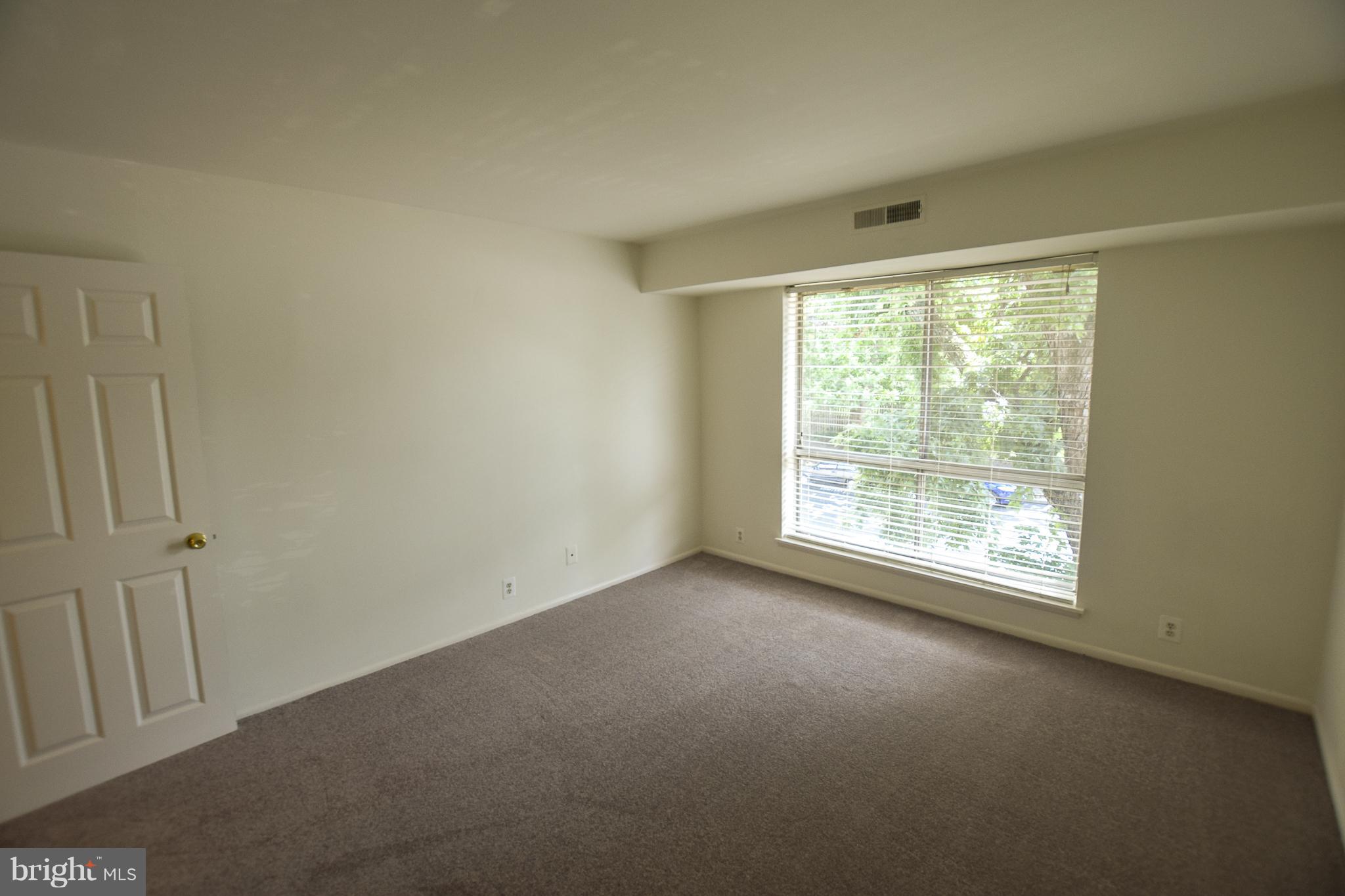 WESTBRIAR - Residential Lease