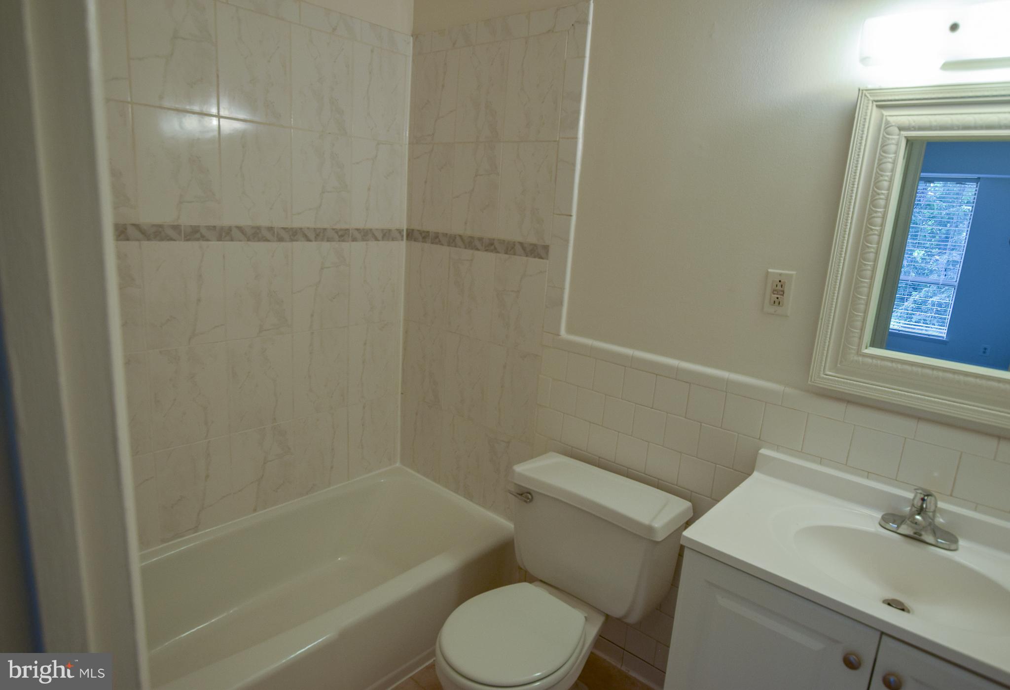 WESTBRIAR - Residential Lease